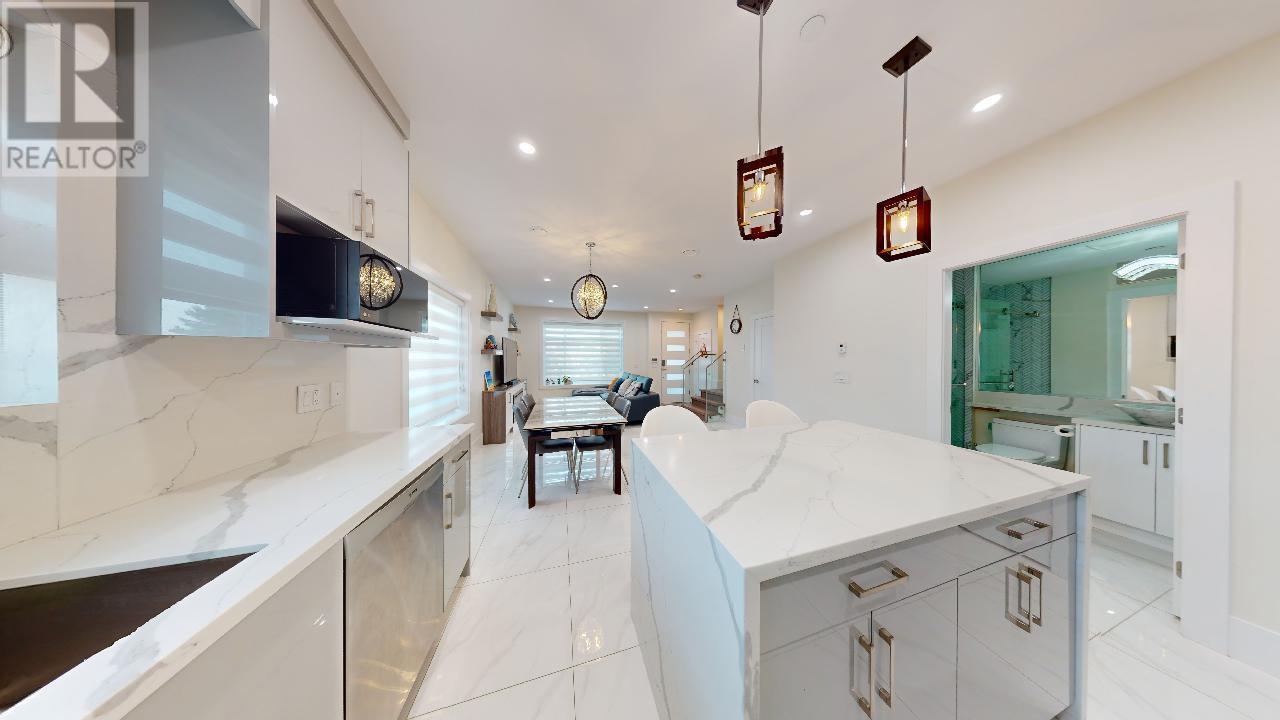 3586 Trinity Street, Vancouver, British Columbia  V5K 1G3 - Photo 9 - R2826057