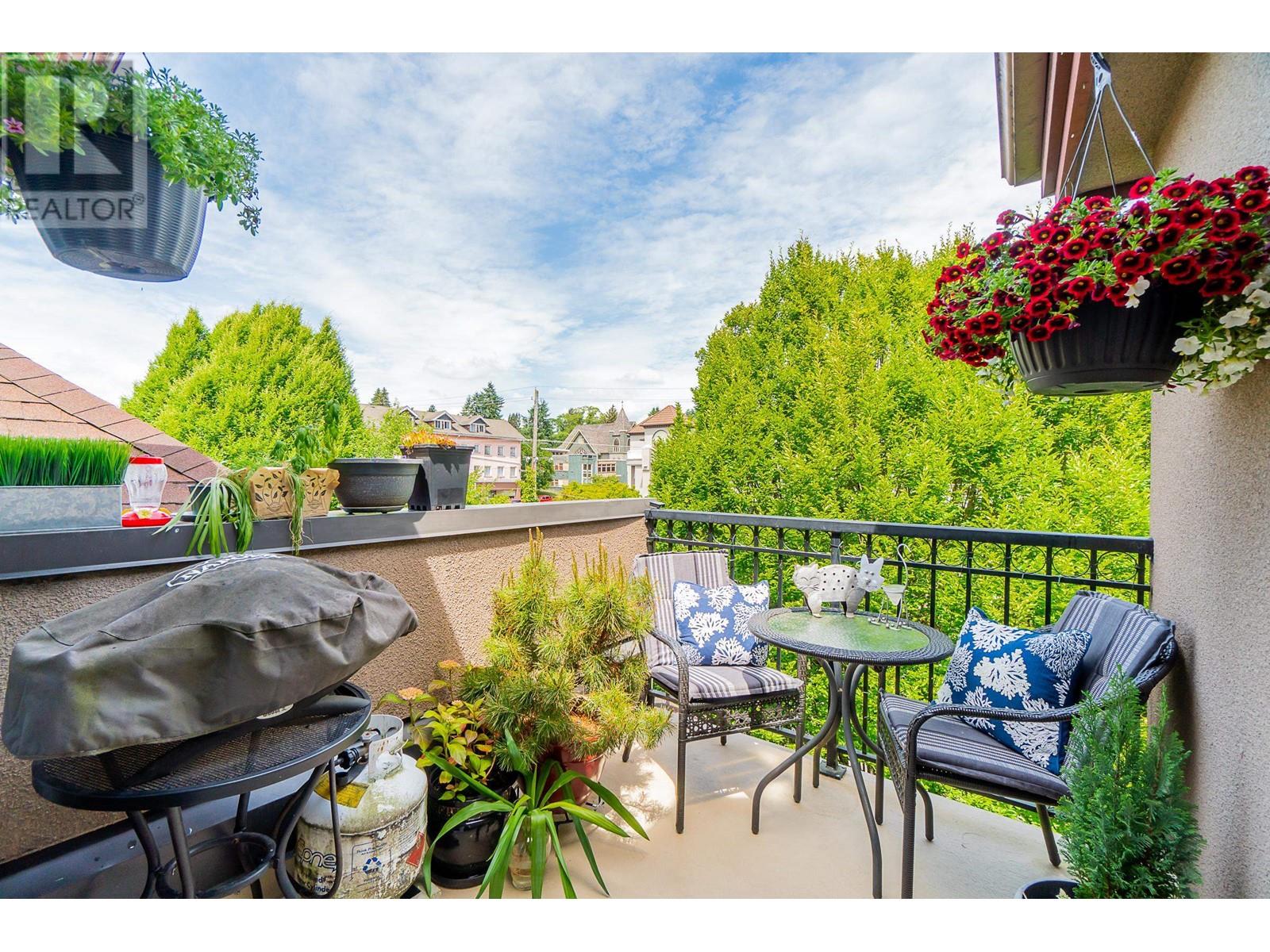 401 580 TWELFTH STREET, new westminster, British Columbia