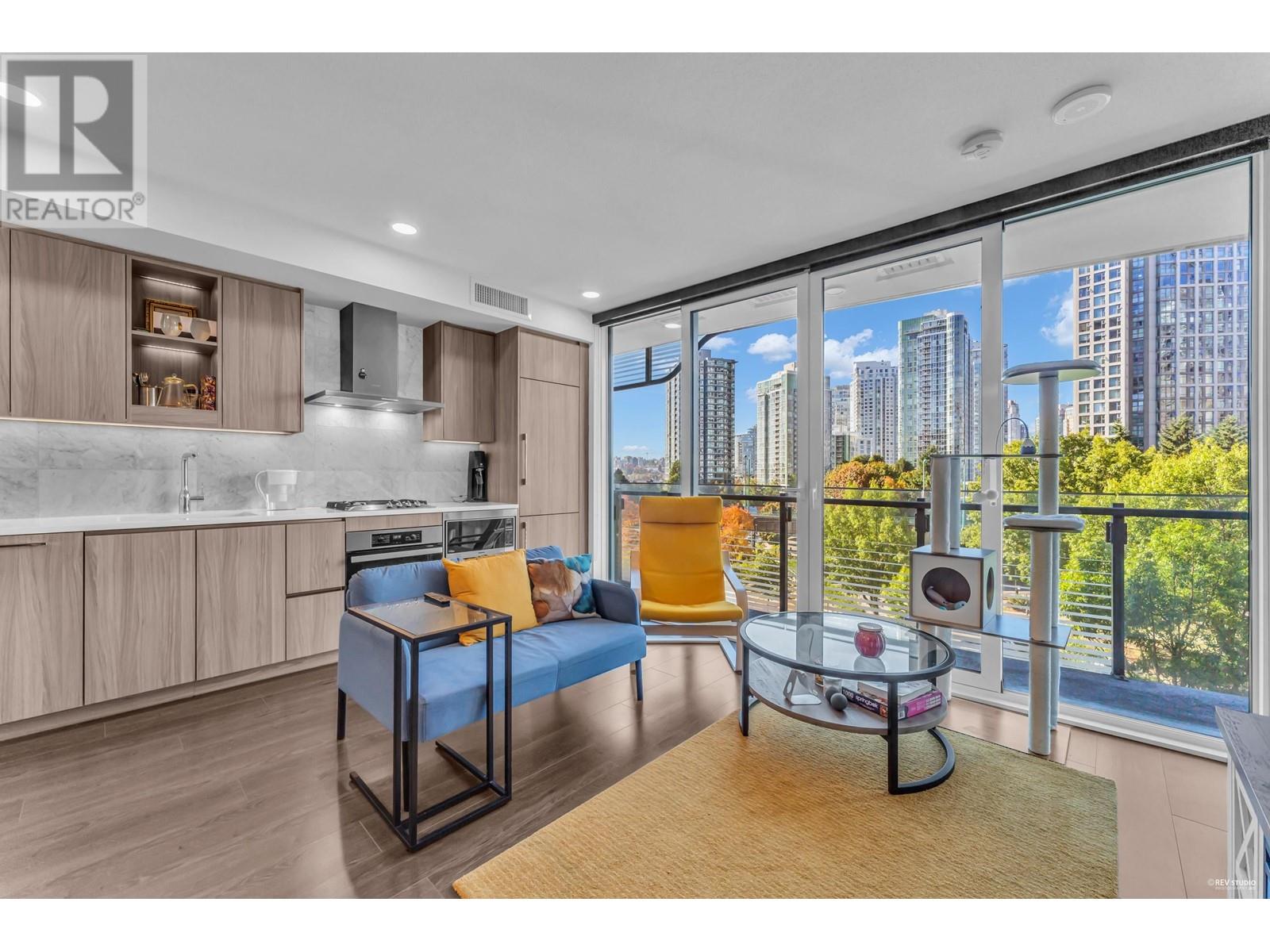 504 89 Nelson Street, Vancouver, British Columbia  V6Z 0E7 - Photo 3 - R2826010