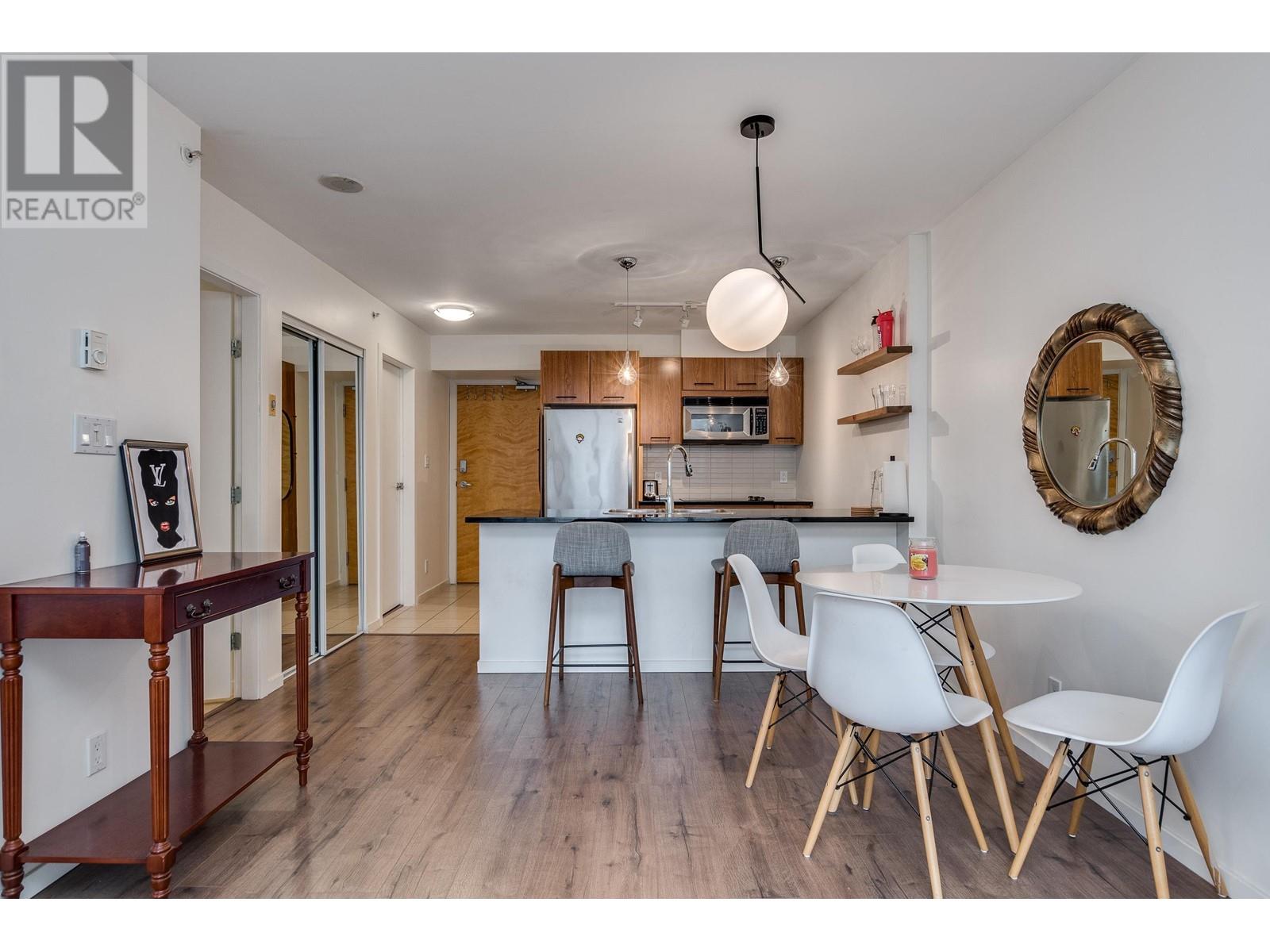 1705 1155 Seymour Street, Vancouver, British Columbia  V6B 3M7 - Photo 10 - R2825952