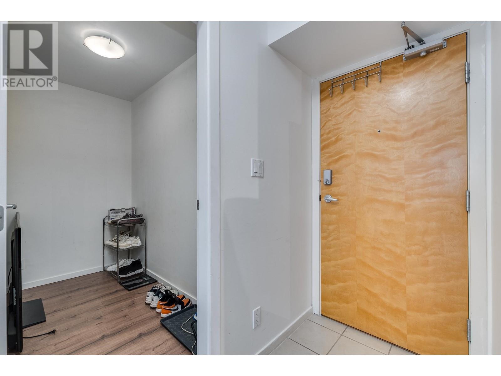 1705 1155 Seymour Street, Vancouver, British Columbia  V6B 3M7 - Photo 17 - R2825952
