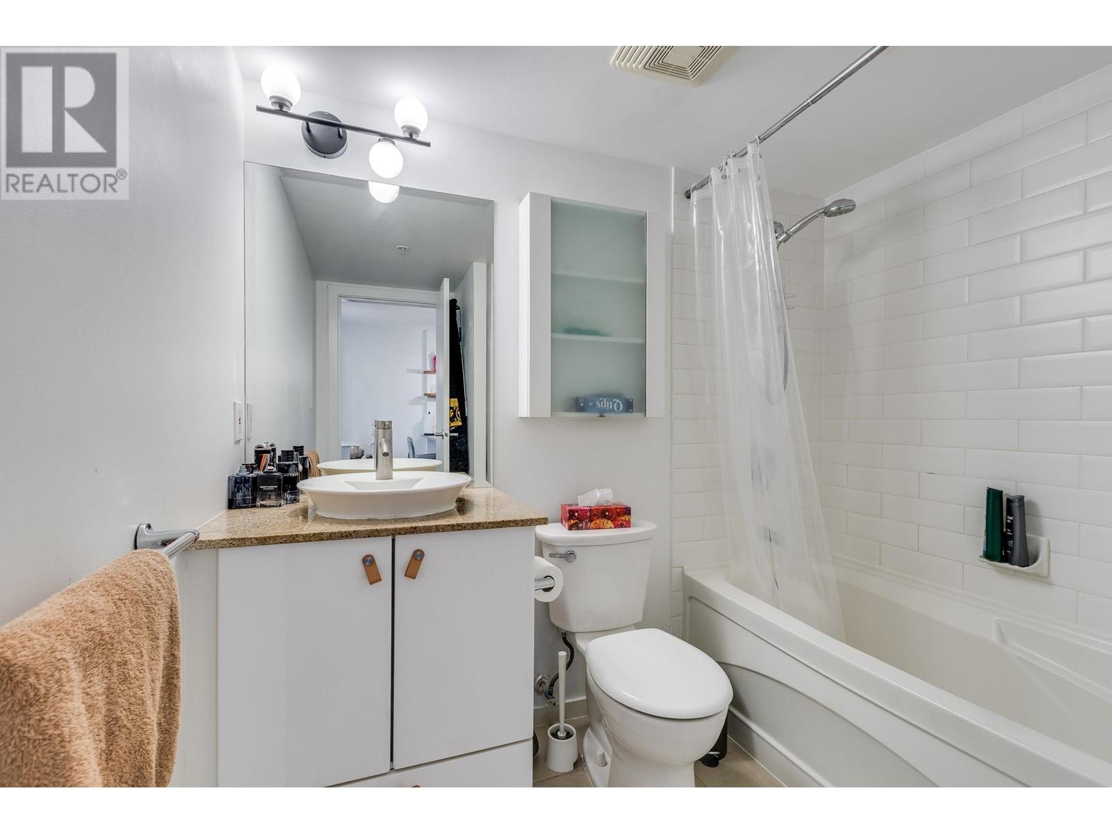 1705 1155 Seymour Street, Vancouver, British Columbia  V6B 3M7 - Photo 16 - R2825952