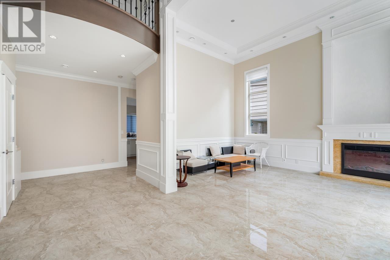 6508 Azure Road, Richmond, British Columbia  V7C 2R9 - Photo 4 - R2825557