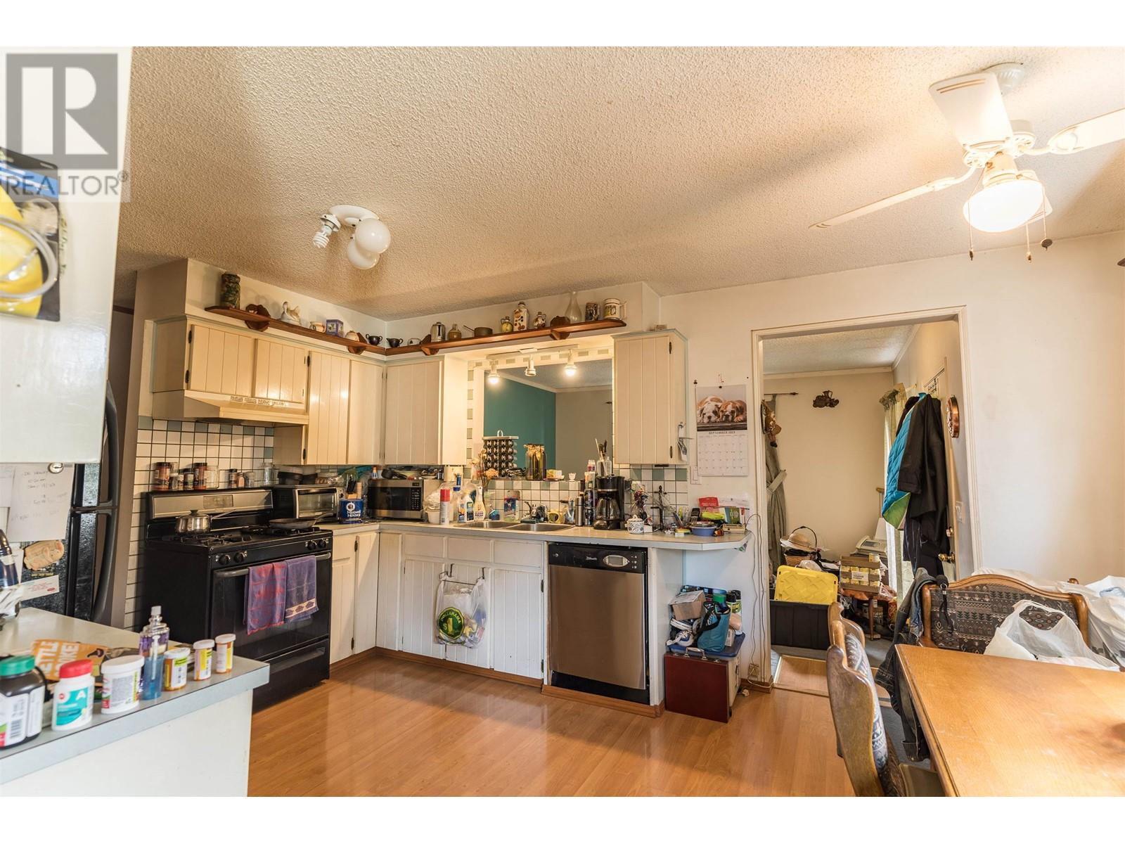 11750 Fraserview Street, Maple Ridge, British Columbia  V2X 8A8 - Photo 3 - R2797273