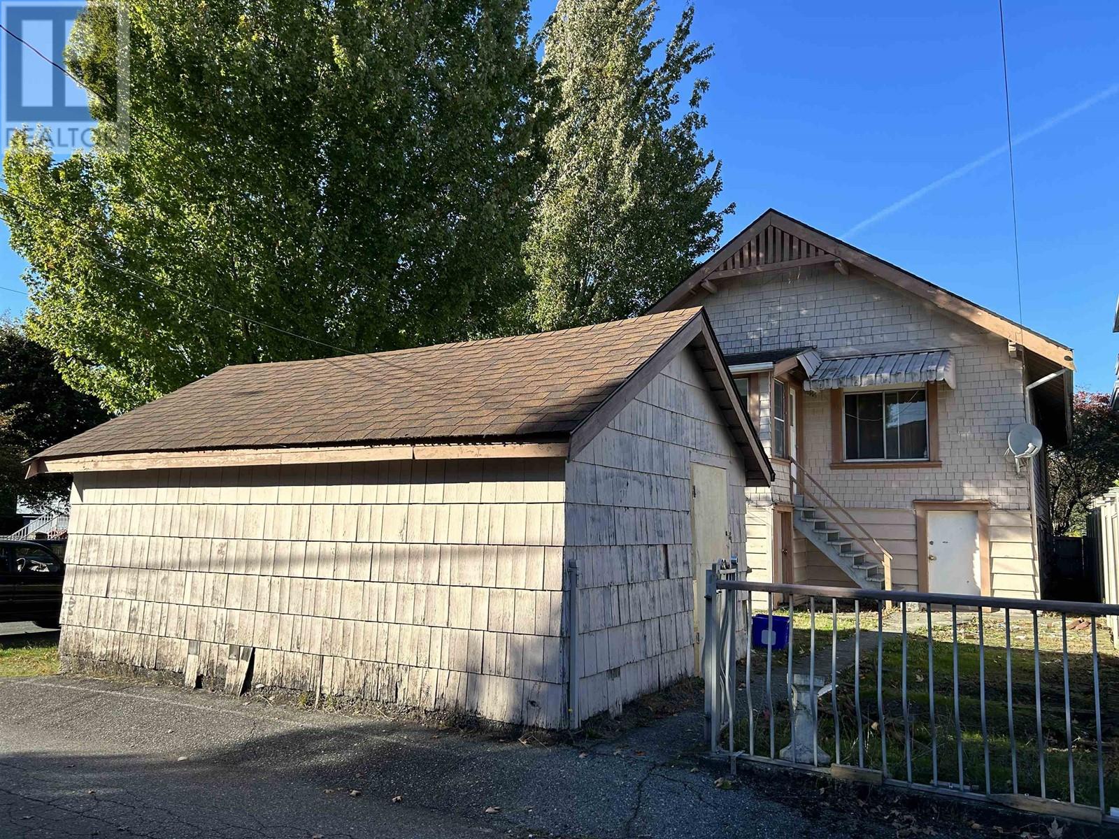 2804 Graveley Street, Vancouver, British Columbia  V5K 3K1 - Photo 4 - R2825903
