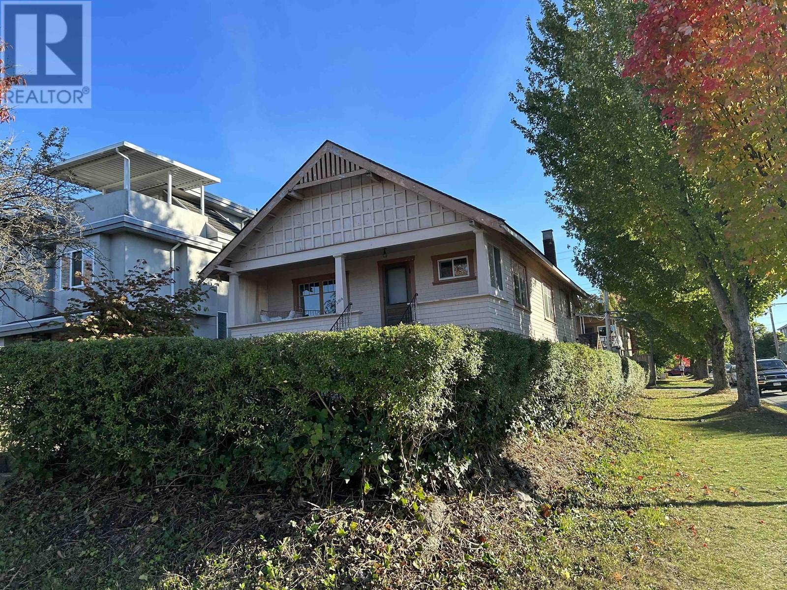 2804 Graveley Street, Vancouver, British Columbia  V5K 3K1 - Photo 3 - R2825903