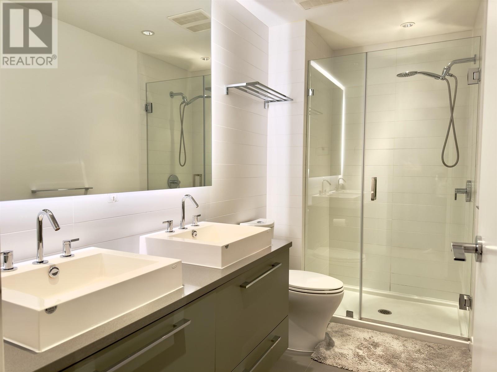 2406 7388 Kingsway, Burnaby, British Columbia  V3N 0G9 - Photo 11 - R2825419