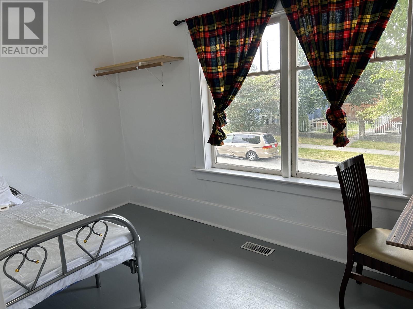 2804 Graveley Street, Vancouver, British Columbia  V5K 3K1 - Photo 13 - R2825903
