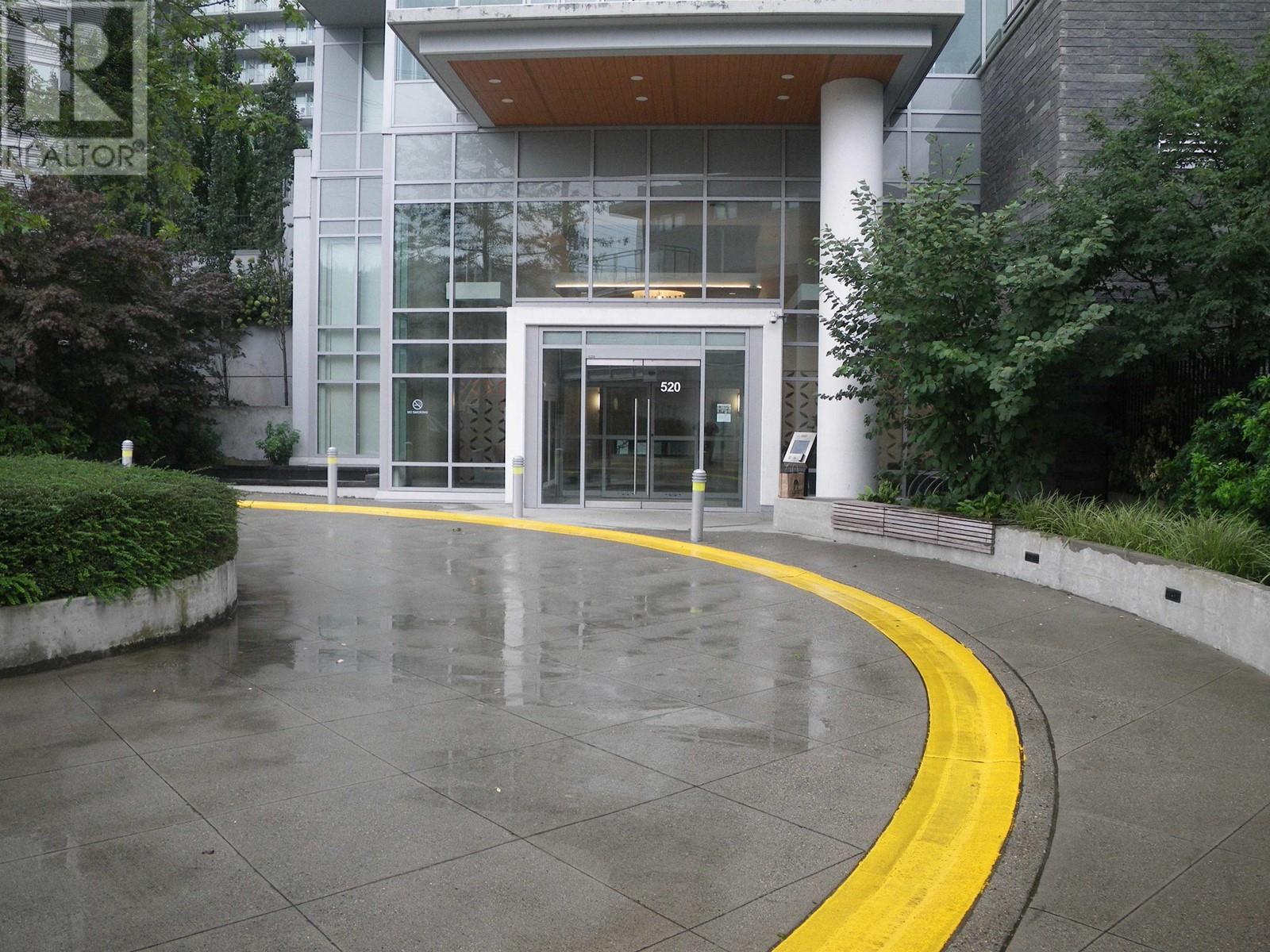 1908 520 Como Lake Avenue, Coquitlam, British Columbia  V3J 0E8 - Photo 2 - R2818817
