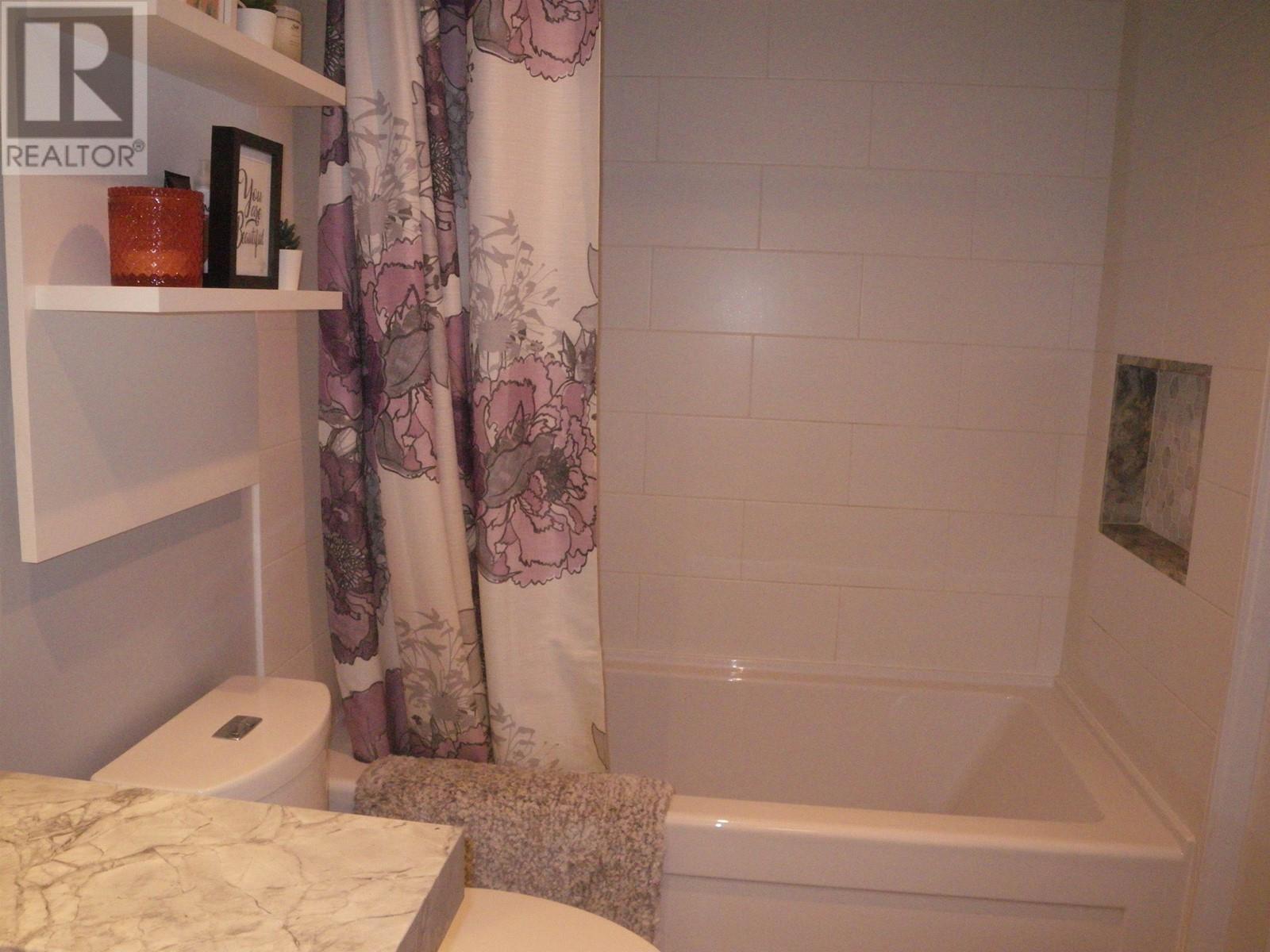 1908 520 Como Lake Avenue, Coquitlam, British Columbia  V3J 0E8 - Photo 12 - R2818817