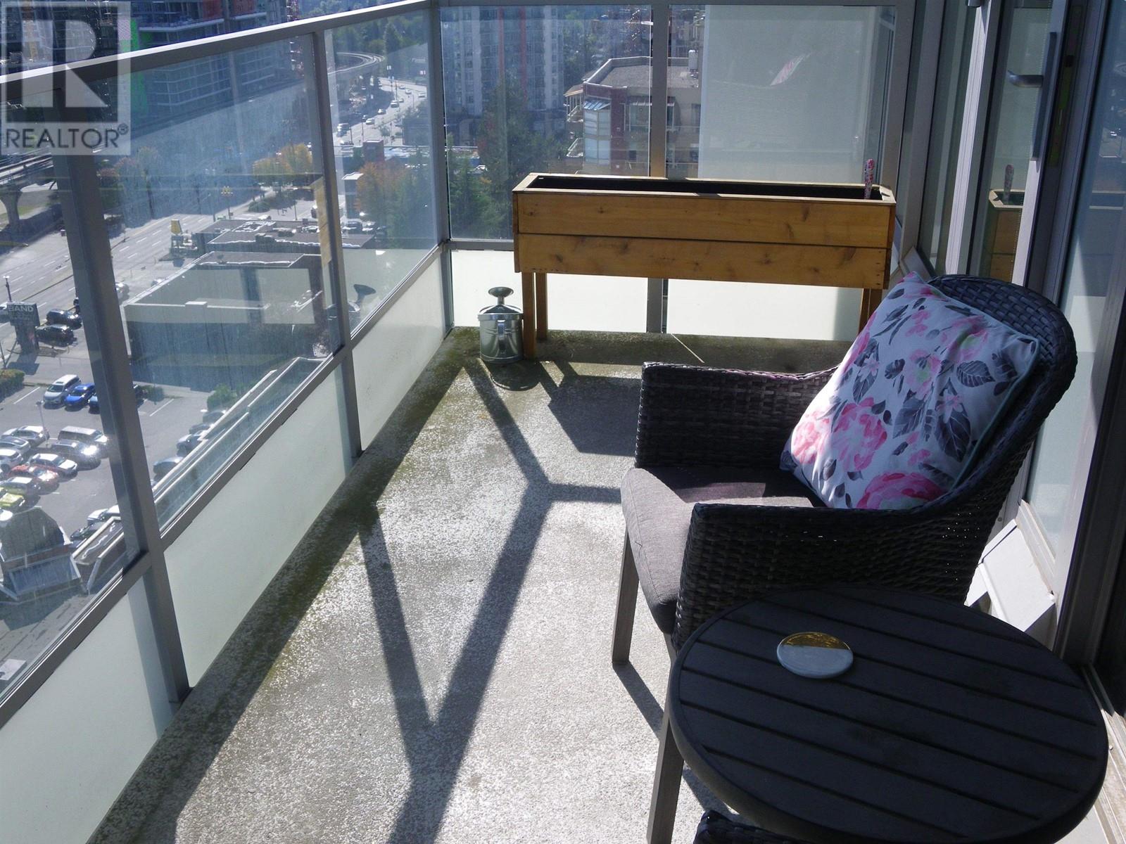 1908 520 Como Lake Avenue, Coquitlam, British Columbia  V3J 0E8 - Photo 18 - R2818817