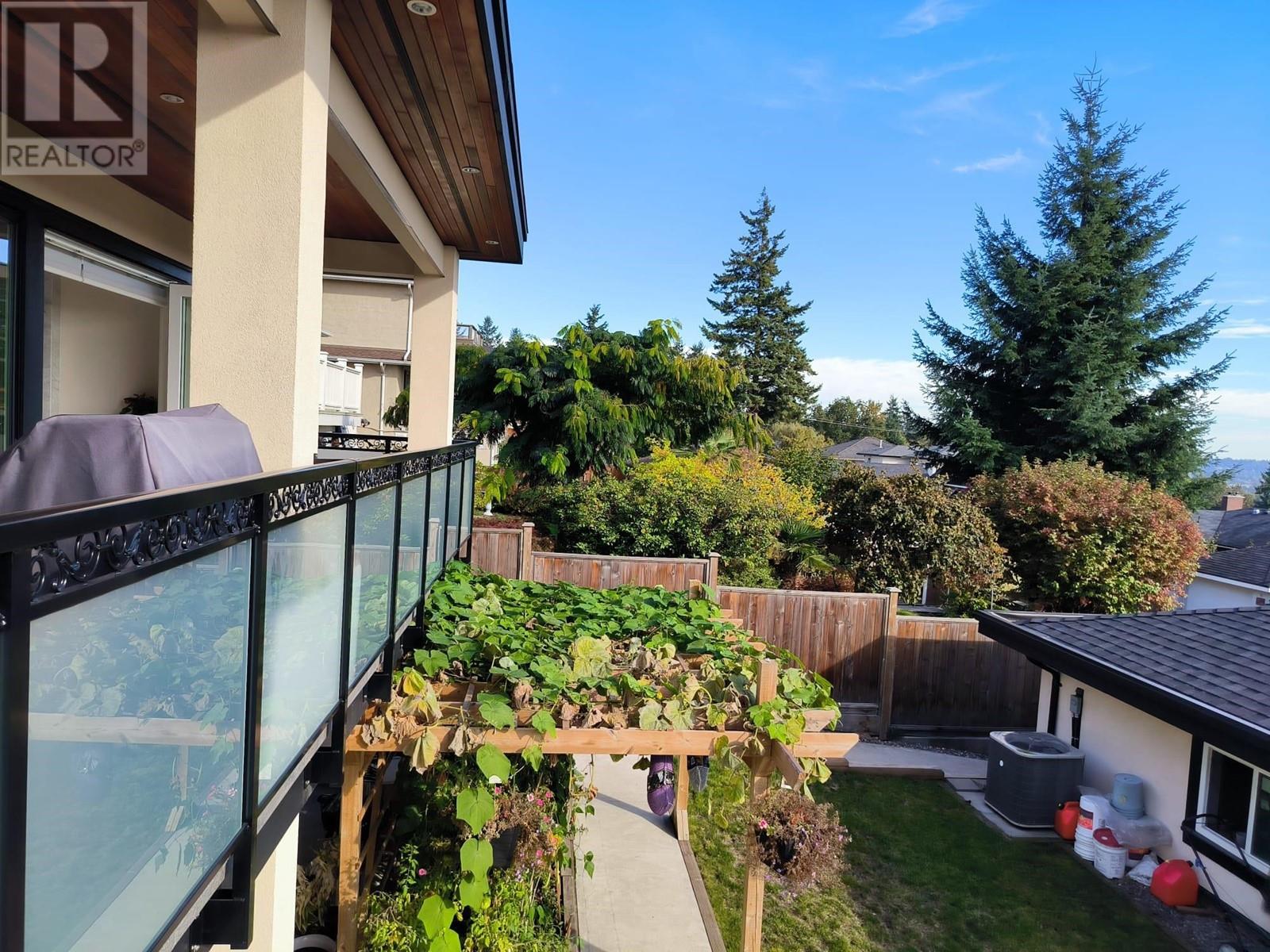 5470 Carson Street, Burnaby, British Columbia  V5J 2Z2 - Photo 34 - R2820287