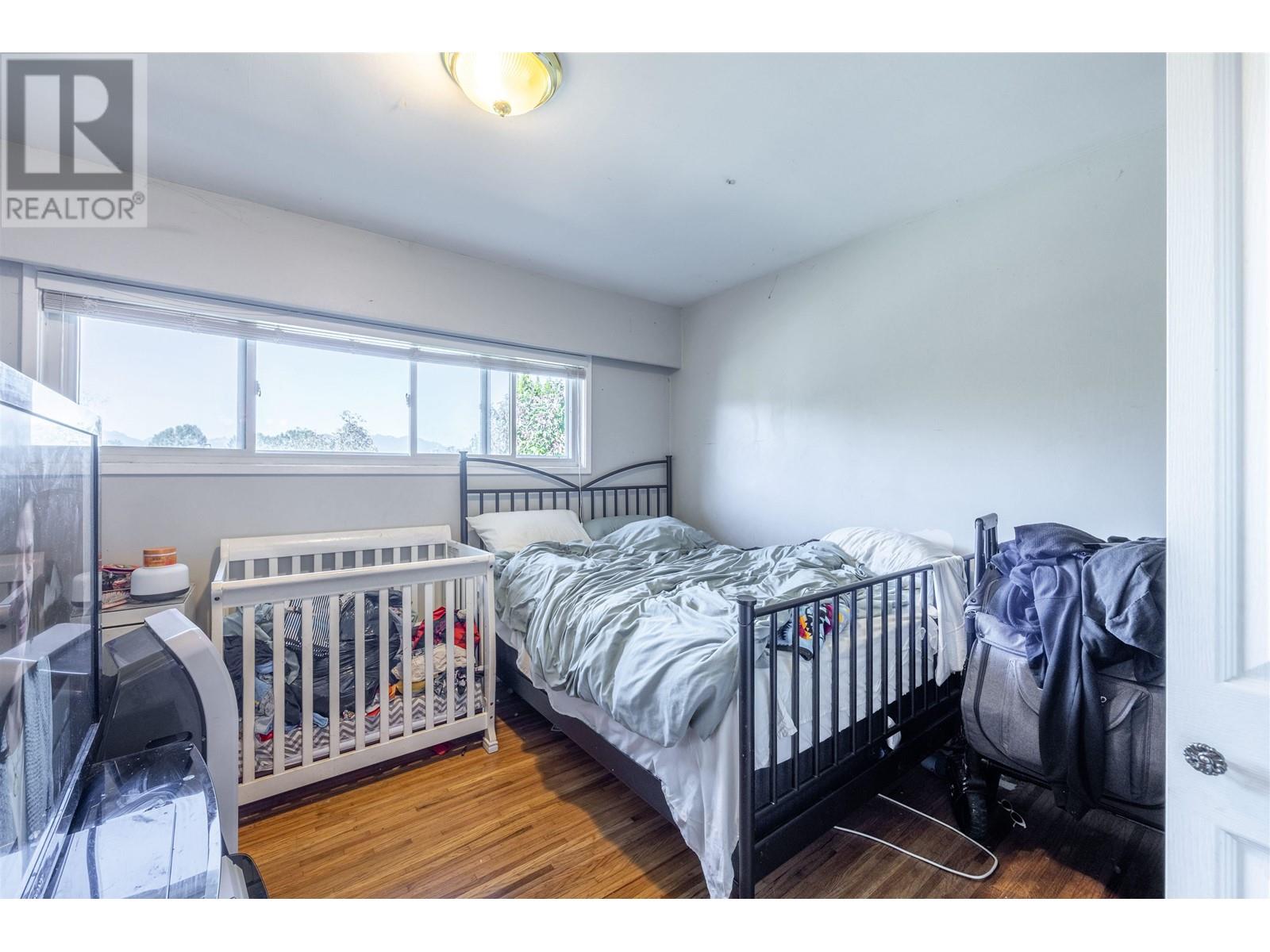 4416 Price Crescent, Burnaby, British Columbia  V5G 2N4 - Photo 16 - R2823430