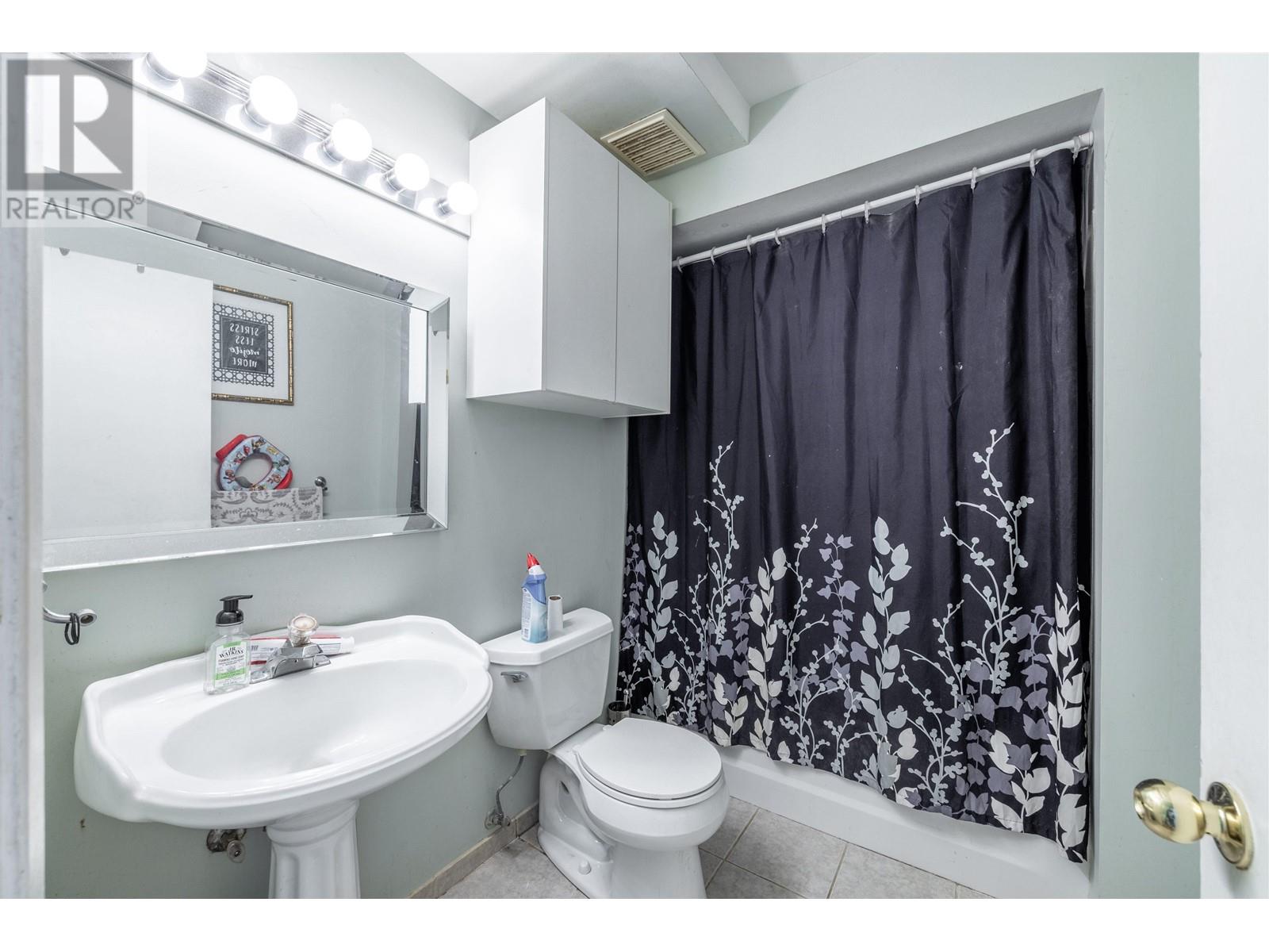 4416 Price Crescent, Burnaby, British Columbia  V5G 2N4 - Photo 20 - R2823430