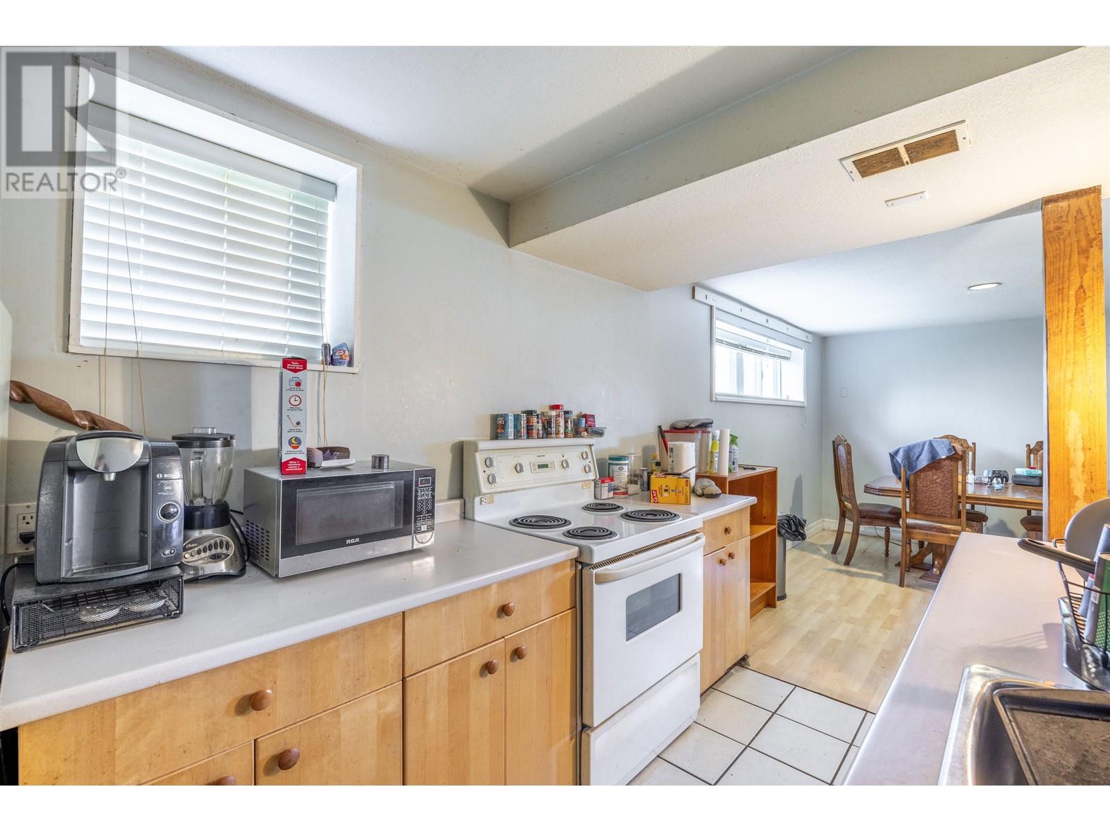 4416 Price Crescent, Burnaby, British Columbia  V5G 2N4 - Photo 36 - R2823430