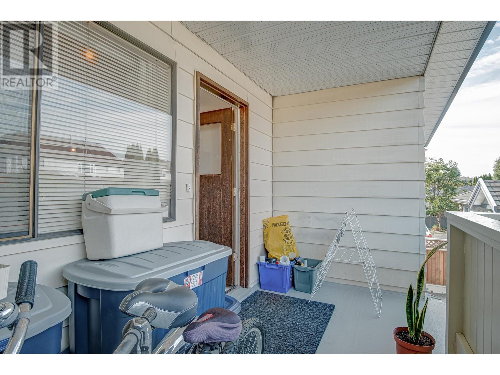 6861 Winch Street, Burnaby, British Columbia  V5B 2L7 - Photo 28 - R2819089