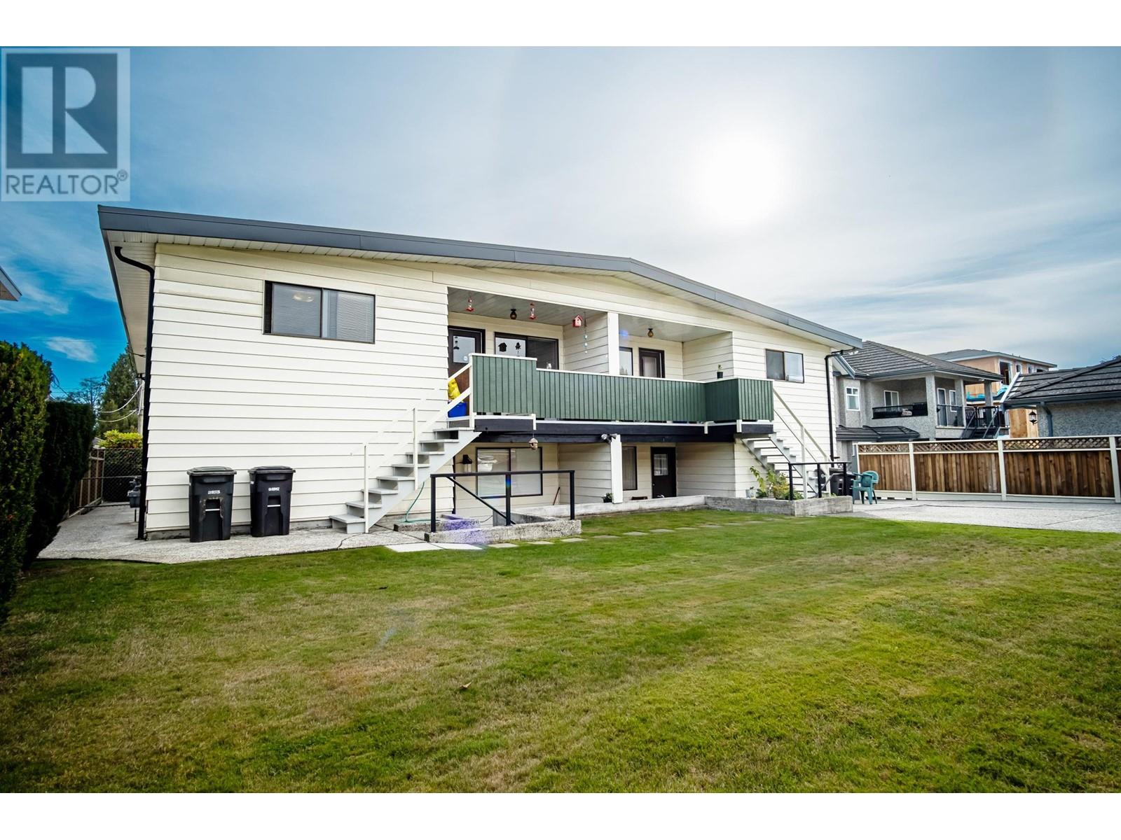 6861 WINCH STREET, burnaby, British Columbia