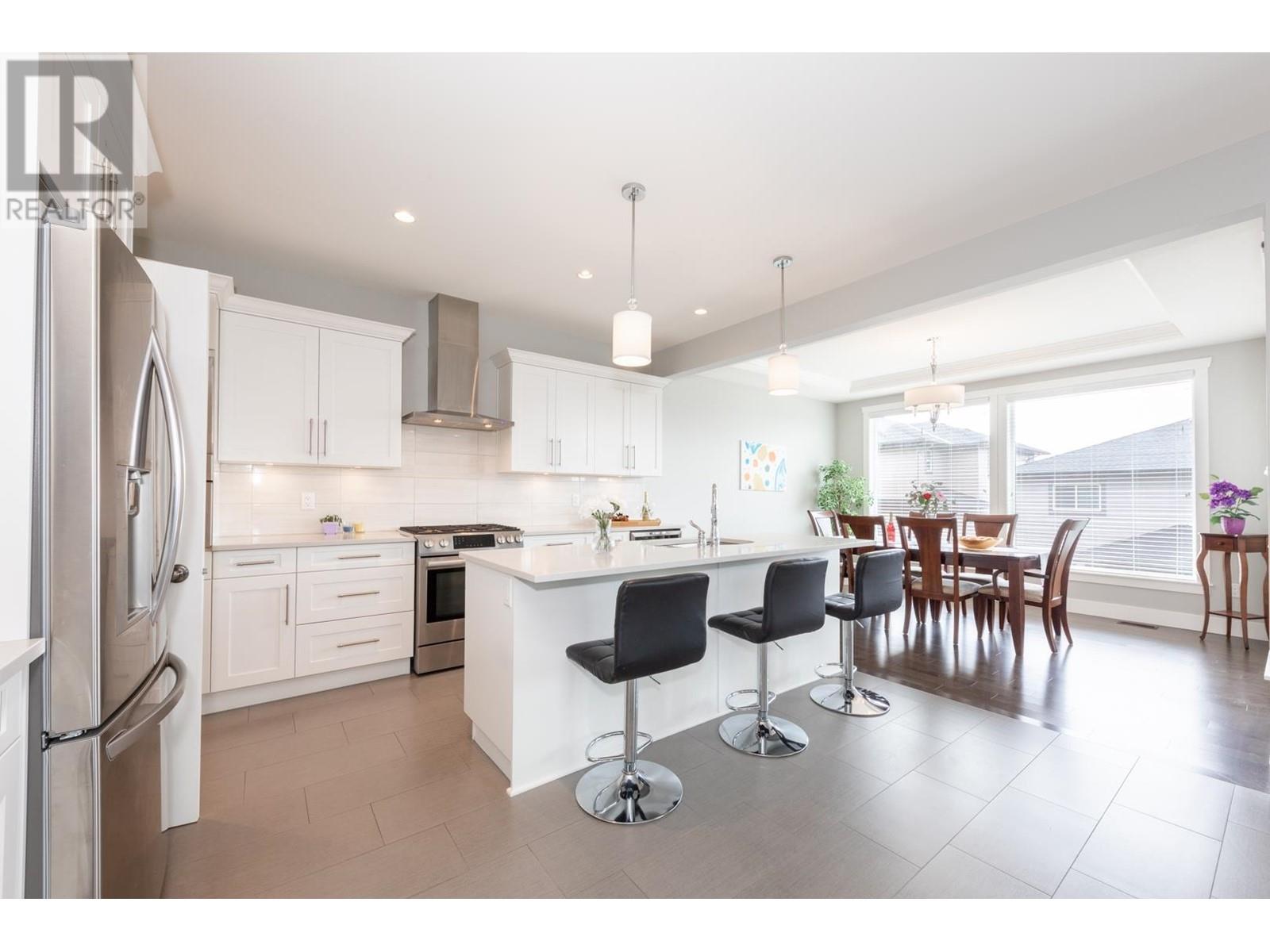 3420 Hamber Court, Coquitlam, British Columbia  V3E 0L2 - Photo 8 - R2825841