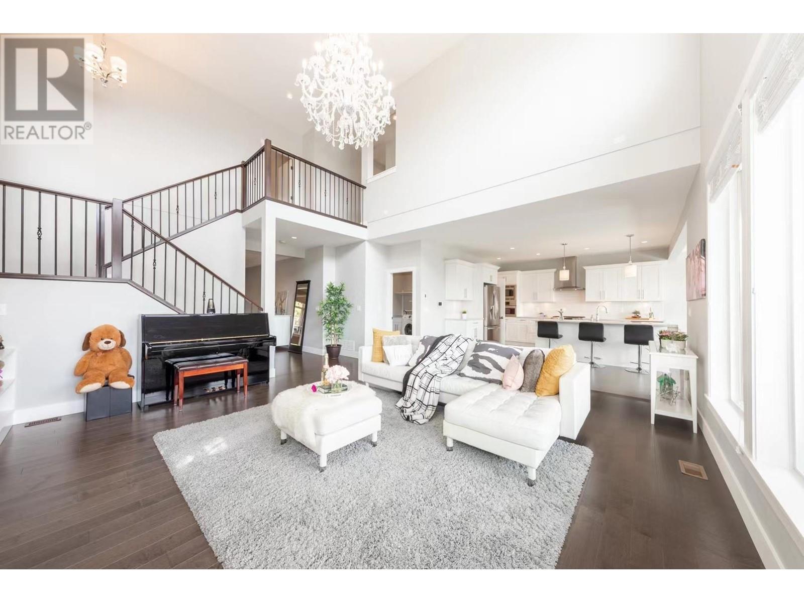 3420 Hamber Court, Coquitlam, British Columbia  V3E 0L2 - Photo 4 - R2825841