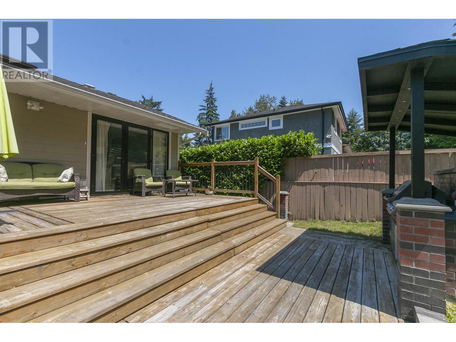 3363 Viewmount Place, Port Moody, British Columbia  V3H 2L6 - Photo 12 - R2825962