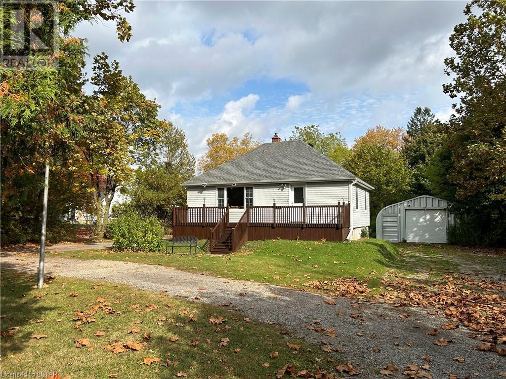 35 Greenfield Drive, London, Ontario  N6E 1M8 - Photo 2 - 40376501