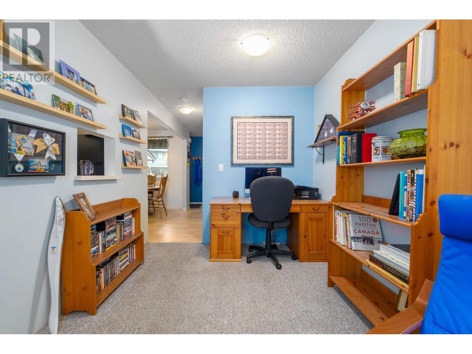 108 1950 Cedar Village Crescent, North Vancouver, British Columbia  V7J 3M5 - Photo 10 - R2826106