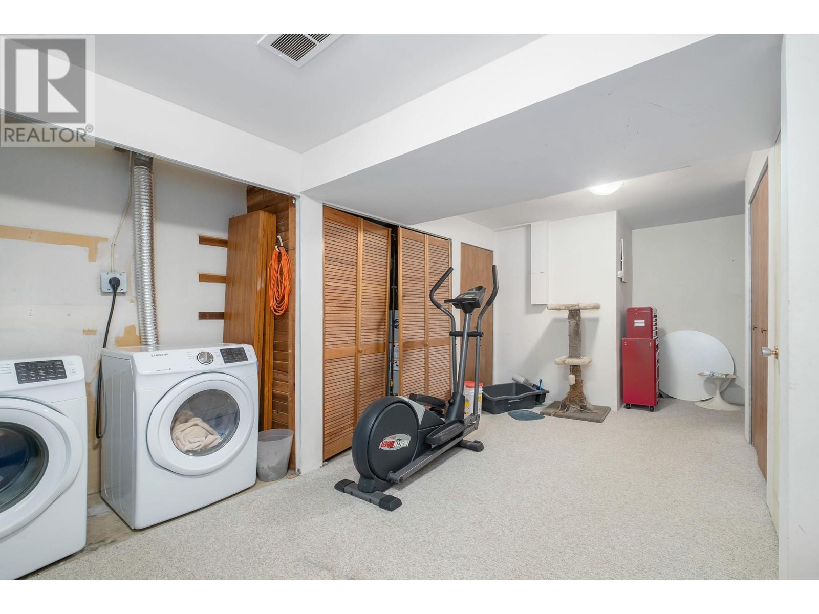 108 1950 Cedar Village Crescent, North Vancouver, British Columbia  V7J 3M5 - Photo 23 - R2826106