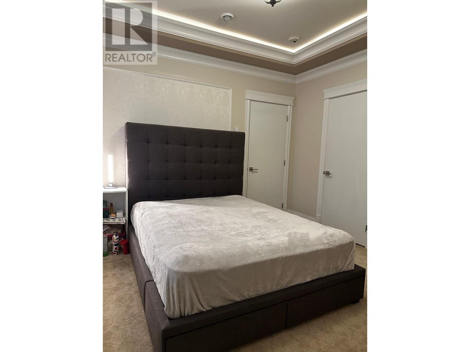 10xxx Maddocks Richmond, Richmond, British Columbia  V7A 3M5 - Photo 2 - R2826098