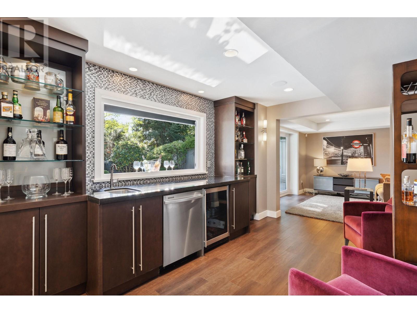 309 Monteray Avenue, North Vancouver, British Columbia  V7N 3E7 - Photo 16 - R2818865