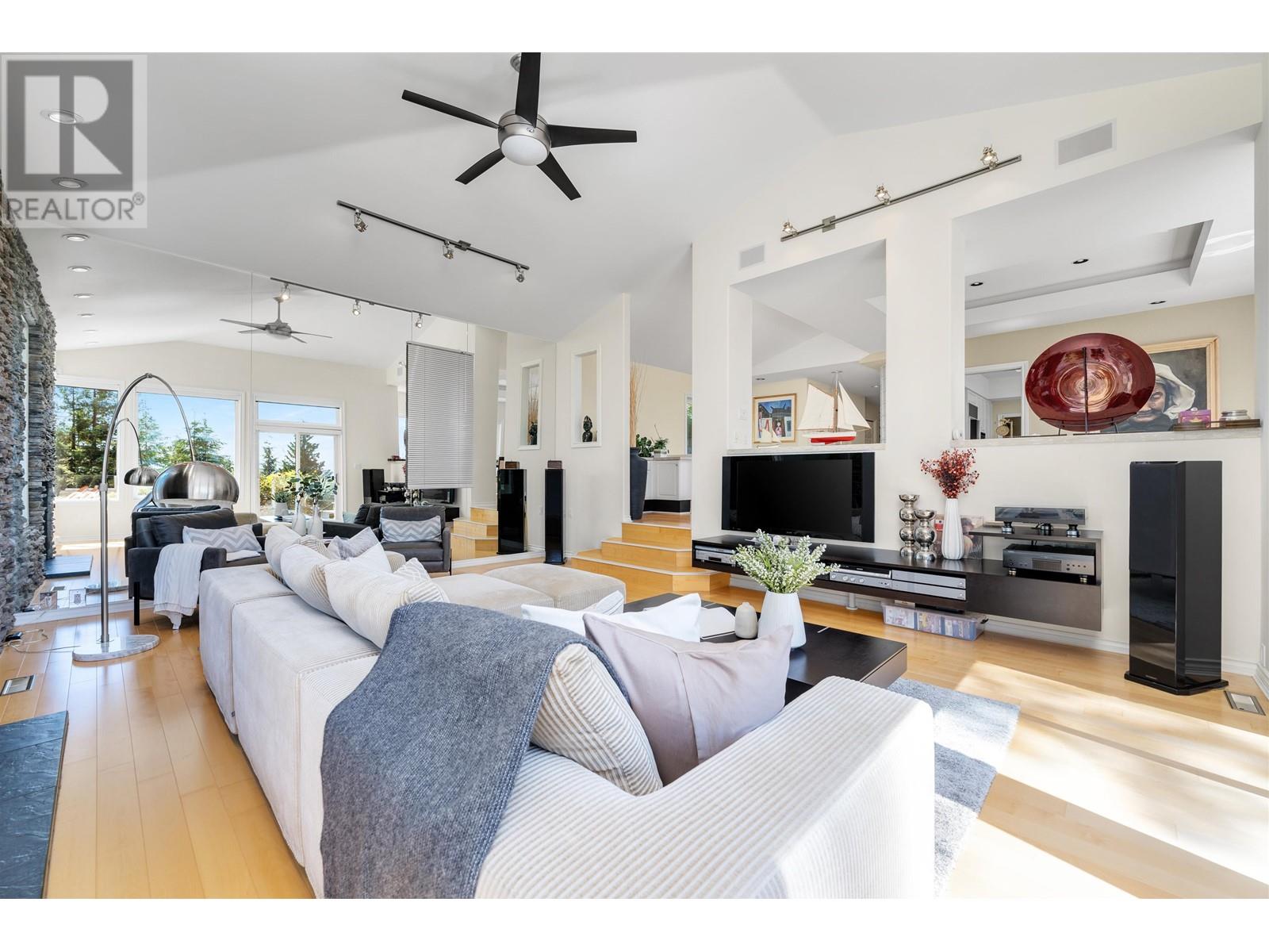 463 Ventura Crescent, North Vancouver, British Columbia  V7N 3G8 - Photo 15 - R2826112