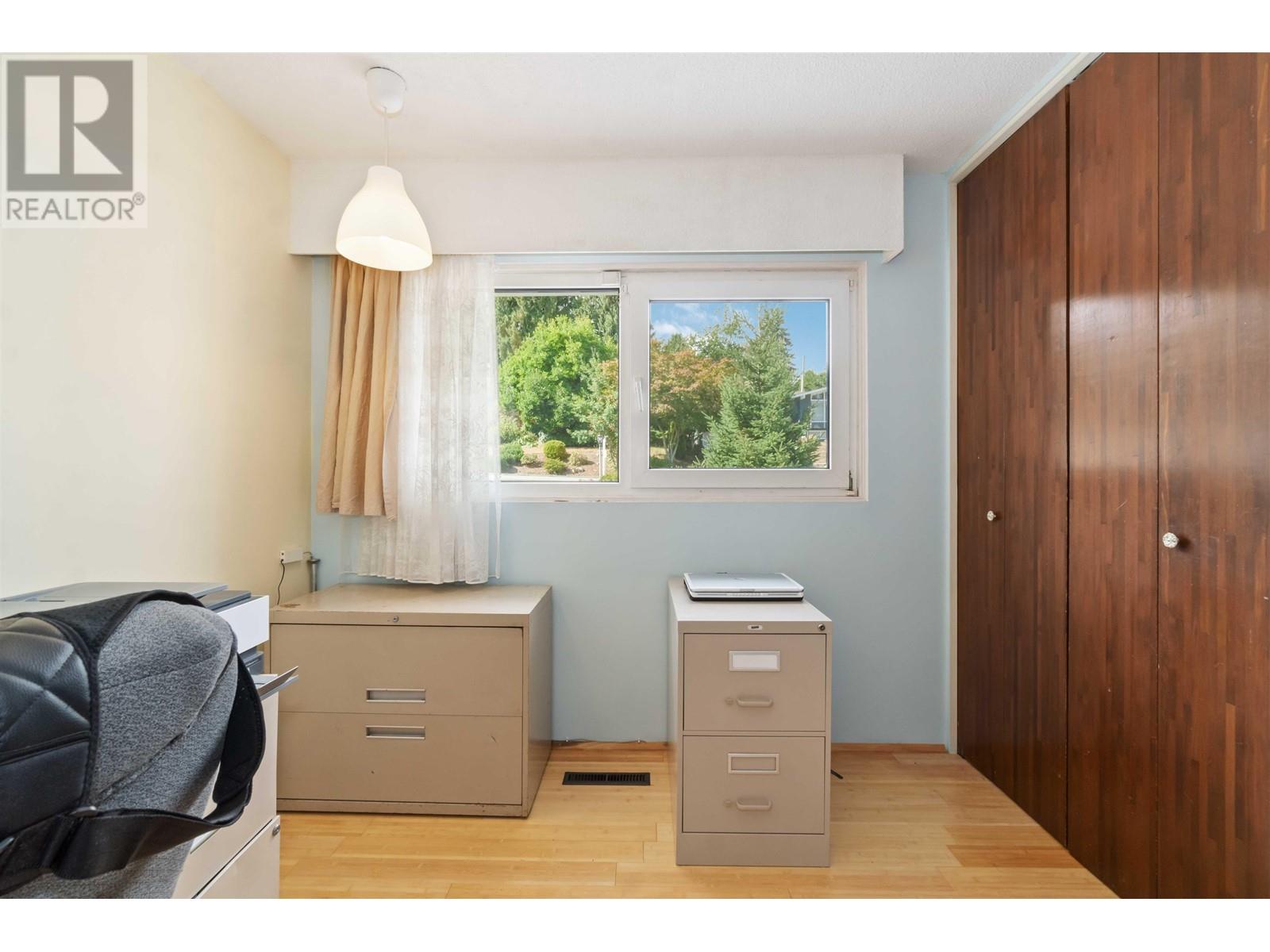 3029 Fleet Street, Coquitlam, British Columbia  V3C 3S1 - Photo 24 - R2825135