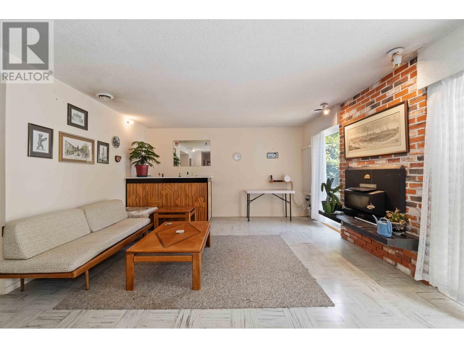 3029 Fleet Street, Coquitlam, British Columbia  V3C 3S1 - Photo 26 - R2825135
