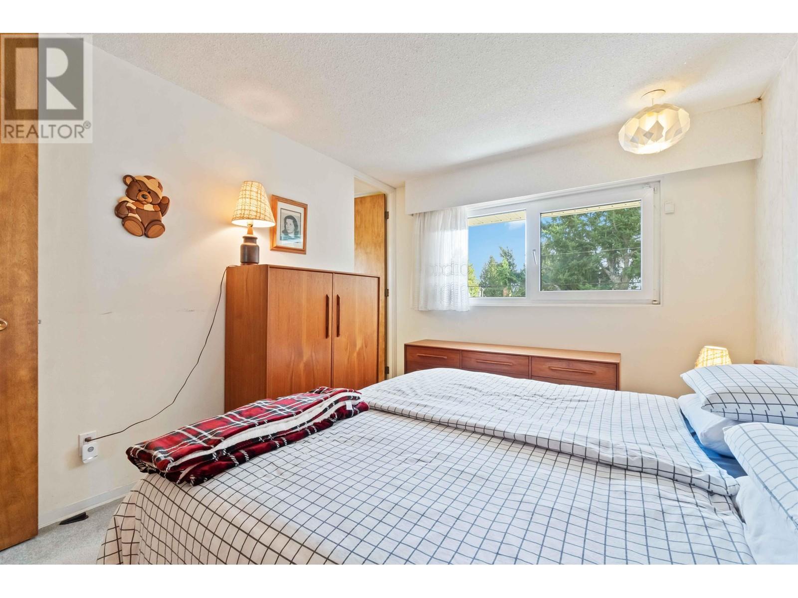 3029 Fleet Street, Coquitlam, British Columbia  V3C 3S1 - Photo 17 - R2825135