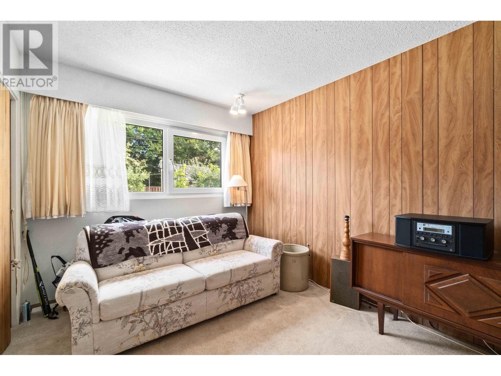 3029 Fleet Street, Coquitlam, British Columbia  V3C 3S1 - Photo 32 - R2825135