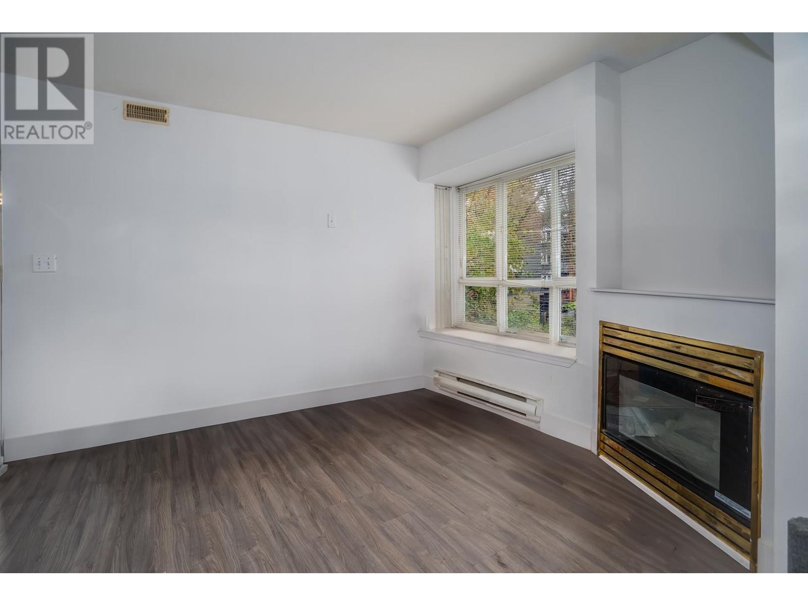 307 3 N Garden Drive, Vancouver, British Columbia  V5L 5C6 - Photo 8 - R2825365