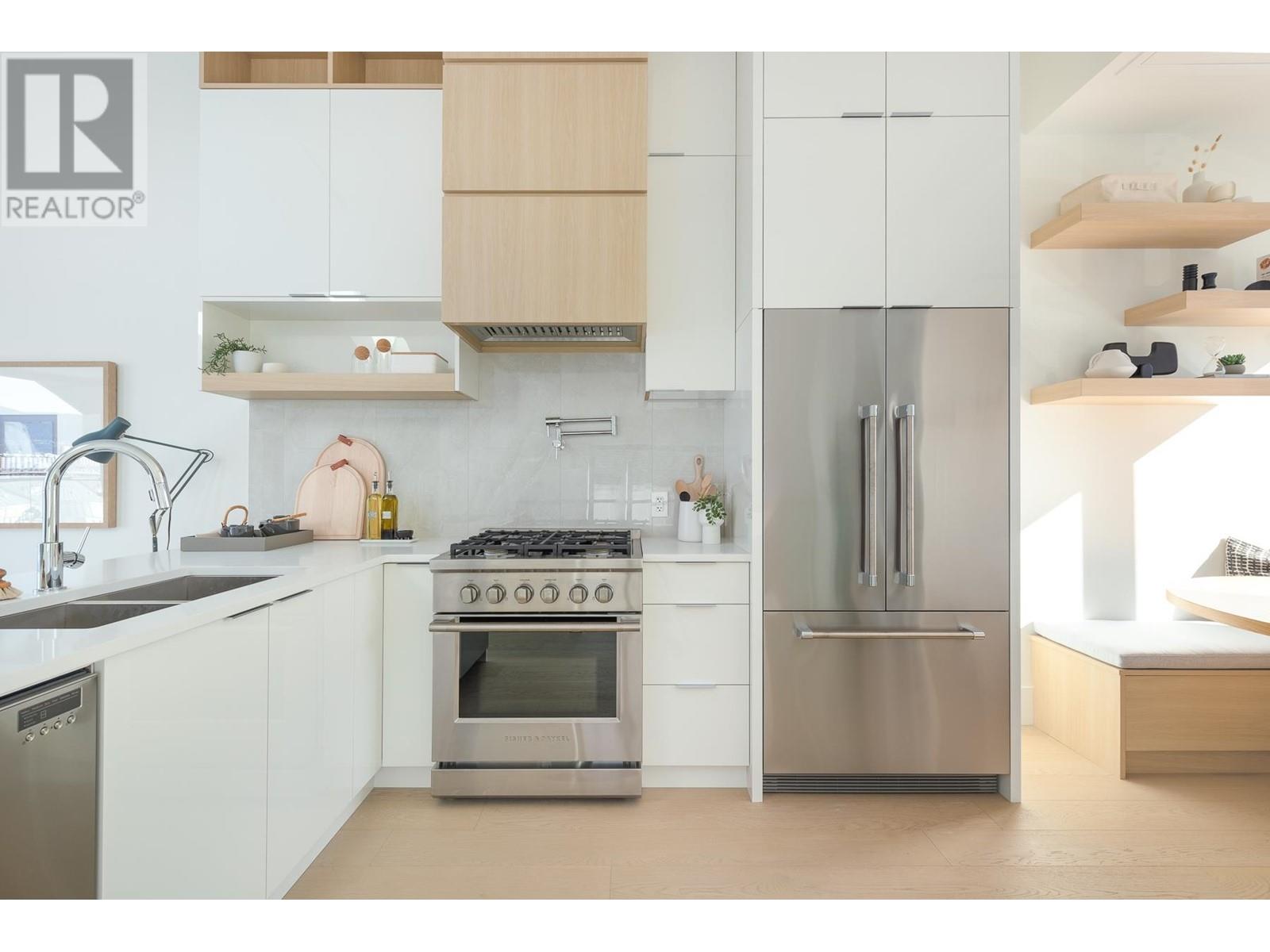 2855 Wall Street, Vancouver, British Columbia  V5K 1B1 - Photo 2 - R2823328