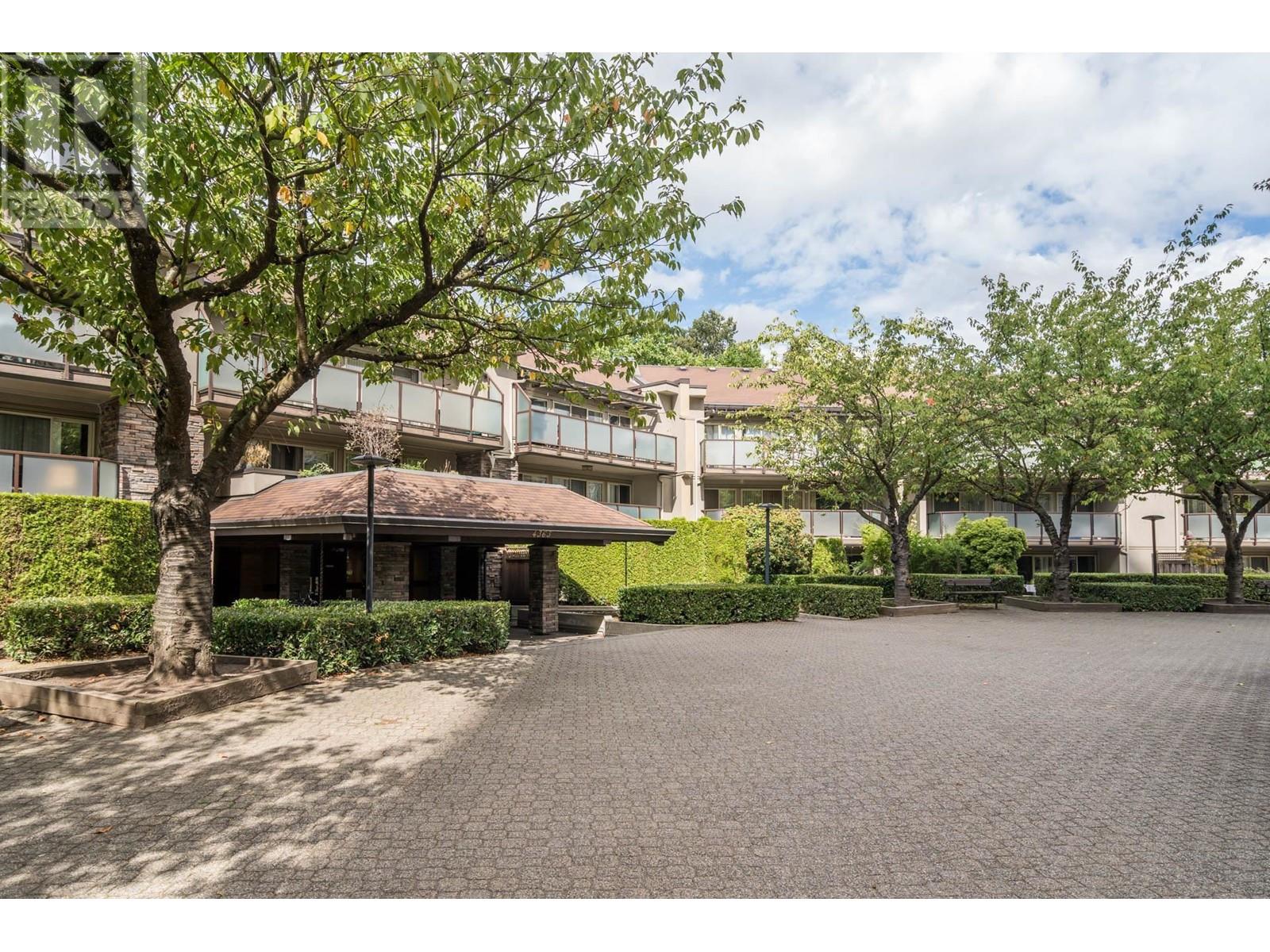 318 4363 Halifax Street, Burnaby, British Columbia  V5C 5Z3 - Photo 3 - R2809370