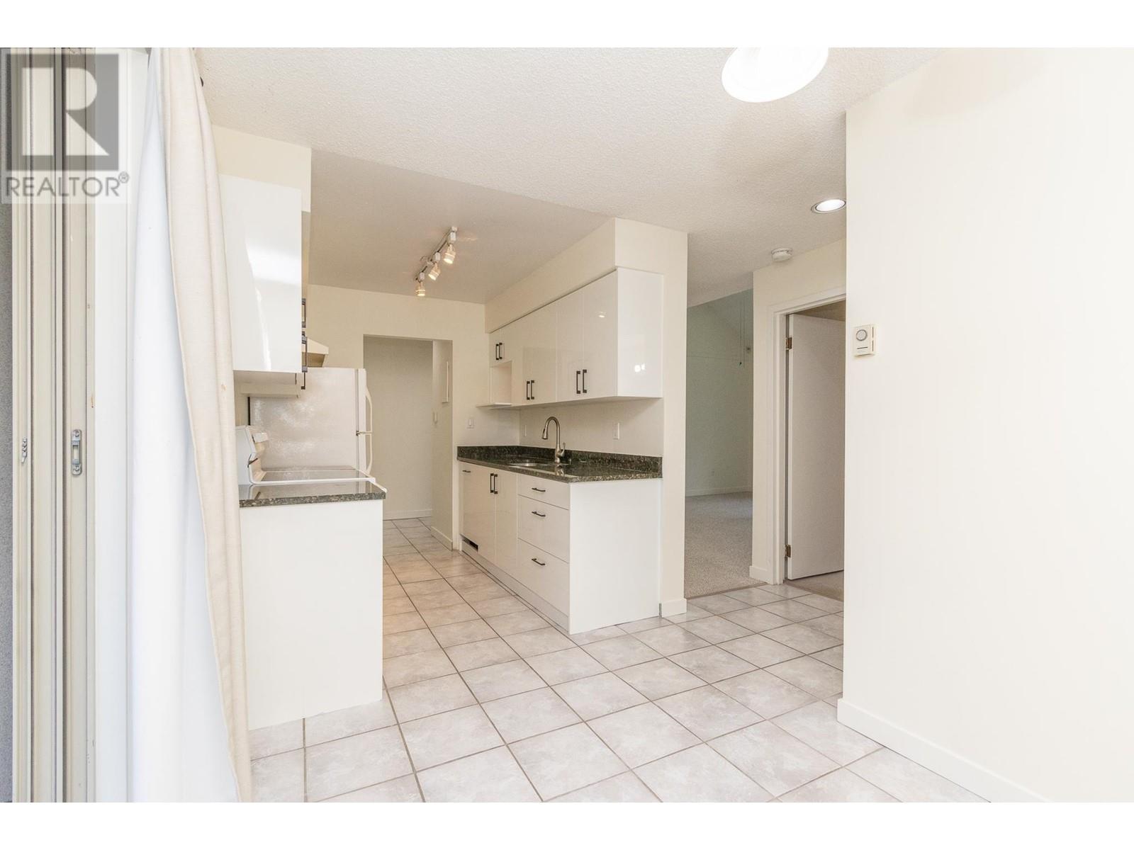 318 4363 Halifax Street, Burnaby, British Columbia  V5C 5Z3 - Photo 9 - R2809370