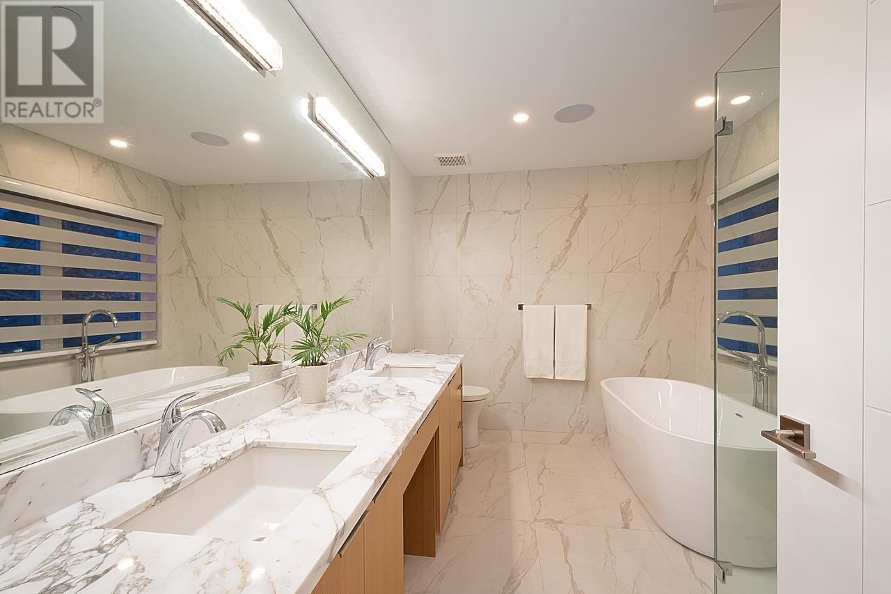 78 Malta Place, Vancouver, British Columbia  V5M 4C4 - Photo 16 - R2775273