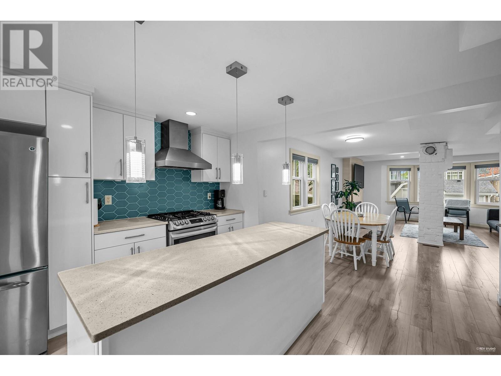 7849 Birch Street, Vancouver, British Columbia  V6P 4R8 - Photo 2 - R2825223