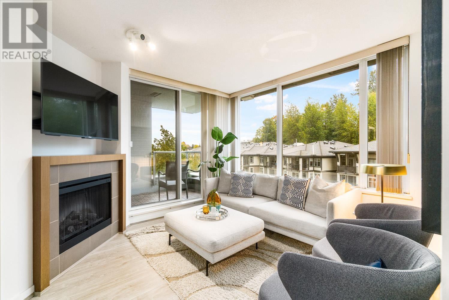 604 4888 Brentwood Drive, Burnaby, British Columbia  V5C 0C6 - Photo 2 - R2826138