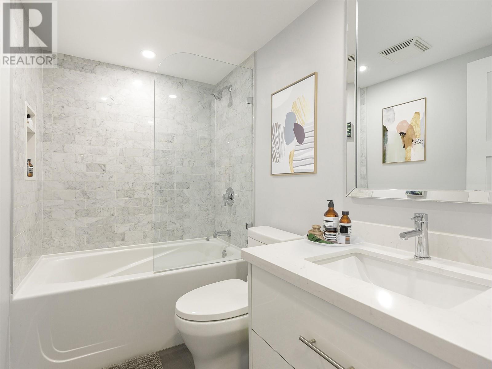 102 1575 W 10th Avenue, Vancouver, British Columbia  V6J 5L1 - Photo 19 - R2826161