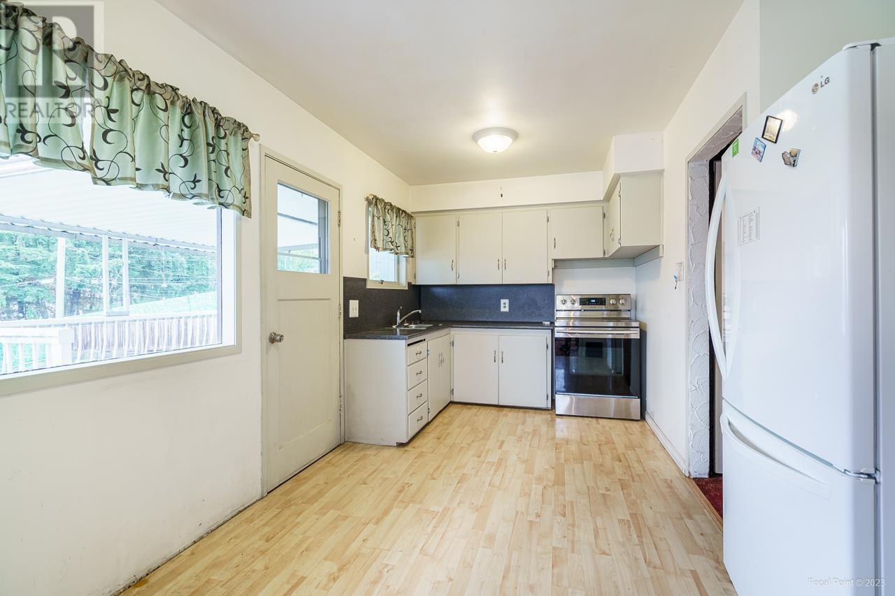 7089 Malibu Drive, Burnaby, British Columbia  V5A 1A2 - Photo 12 - R2826132