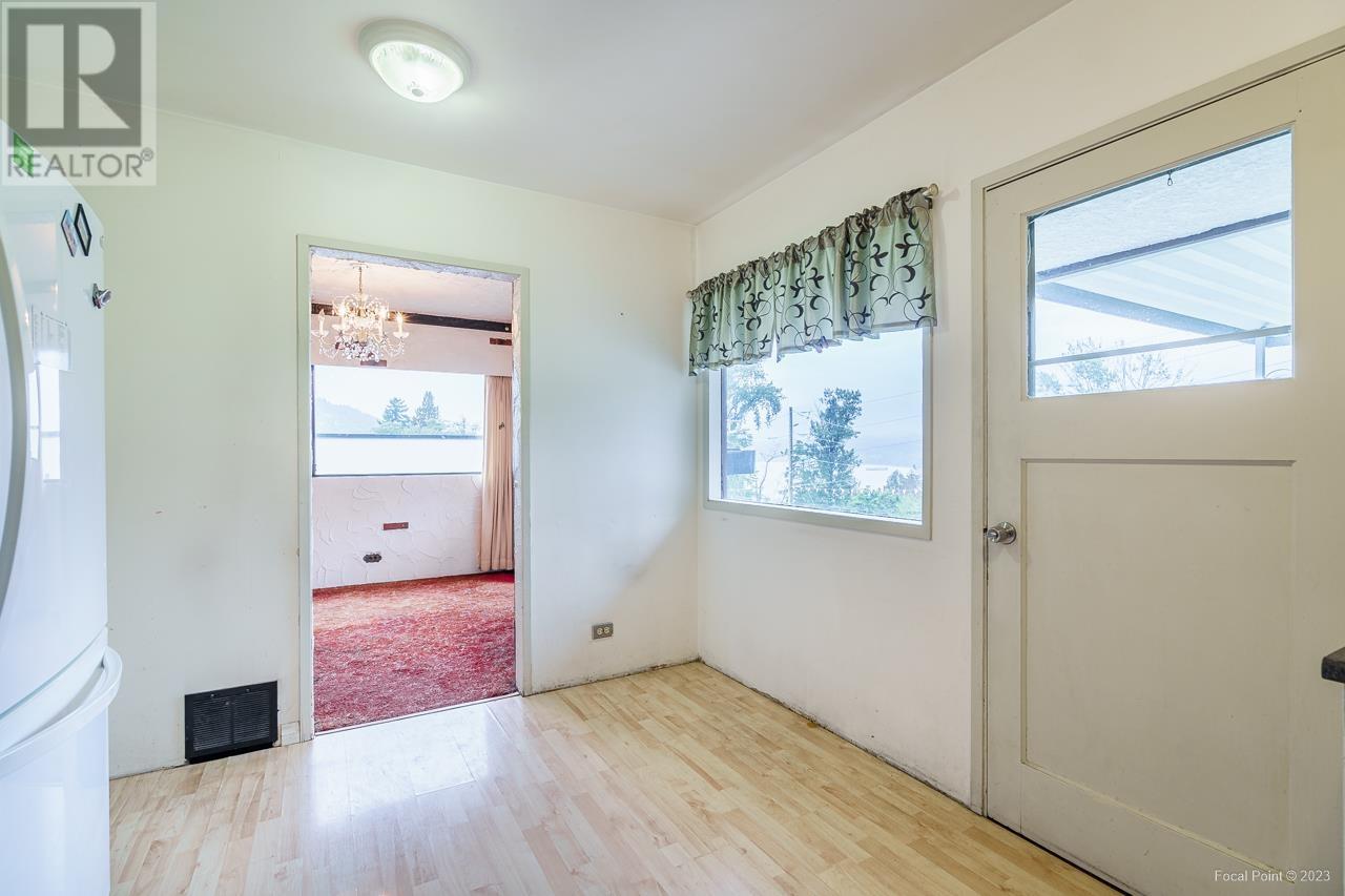7089 Malibu Drive, Burnaby, British Columbia  V5A 1A2 - Photo 14 - R2826132