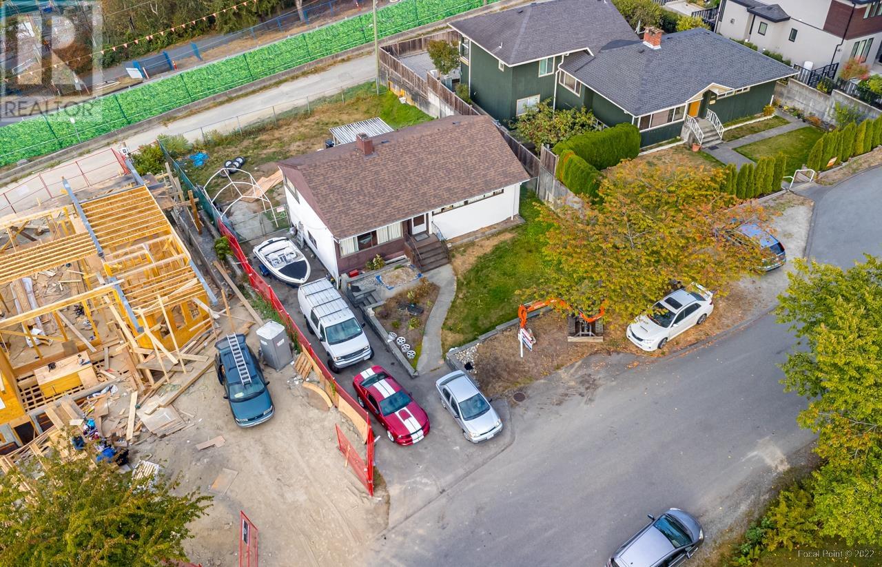 7089 Malibu Drive, Burnaby, British Columbia  V5A 1A2 - Photo 30 - R2826132