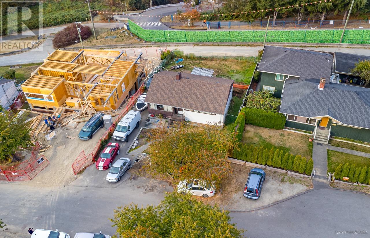 7089 Malibu Drive, Burnaby, British Columbia  V5A 1A2 - Photo 34 - R2826132