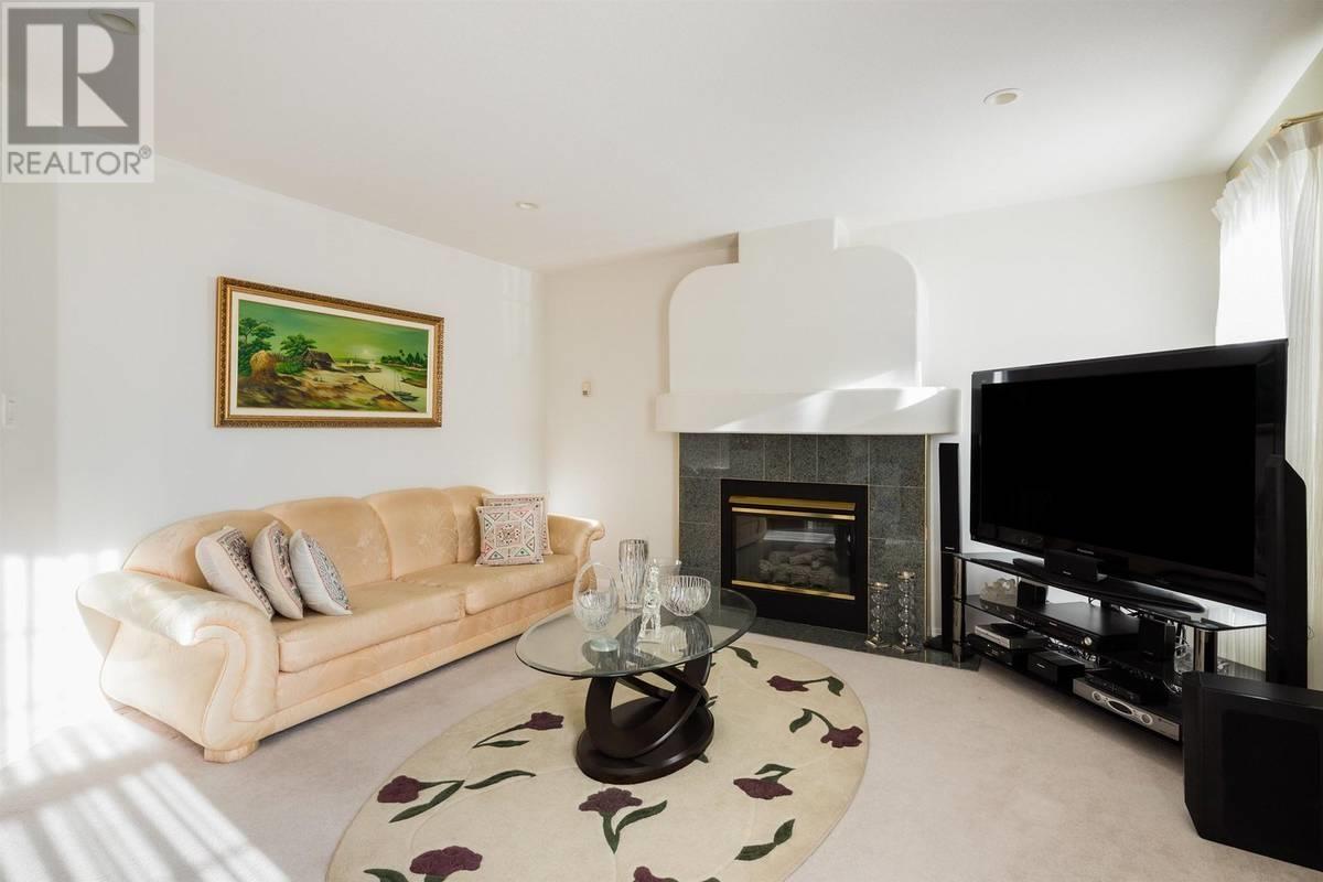 22600 Chaldecott Drive, Richmond, British Columbia  V6V 2T9 - Photo 9 - R2826130