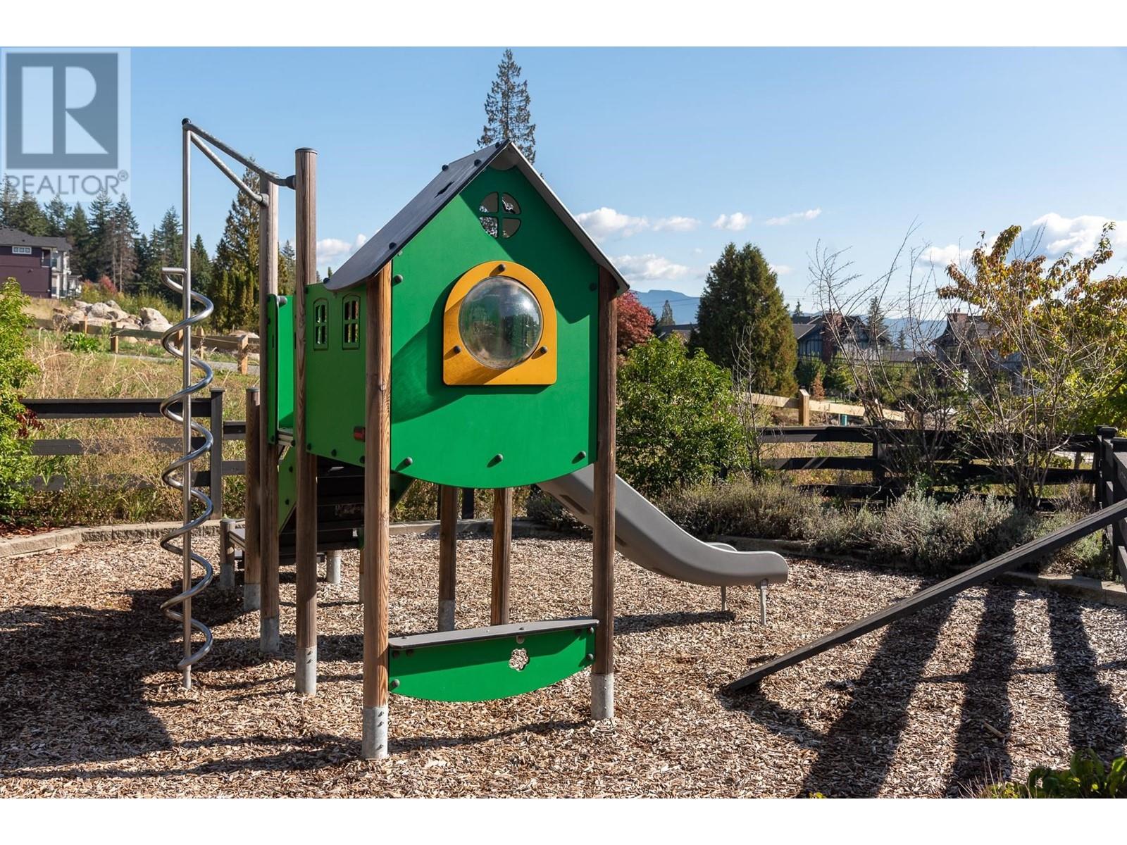 16 1221 Rocklin Street, Coquitlam, British Columbia  V3B 0N7 - Photo 36 - R2821631