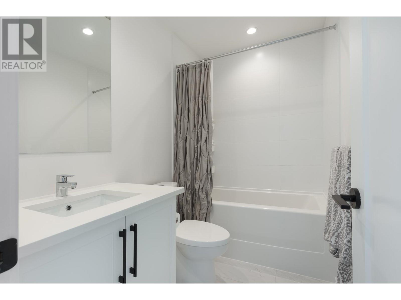 16 1221 Rocklin Street, Coquitlam, British Columbia  V3B 0N7 - Photo 26 - R2821631