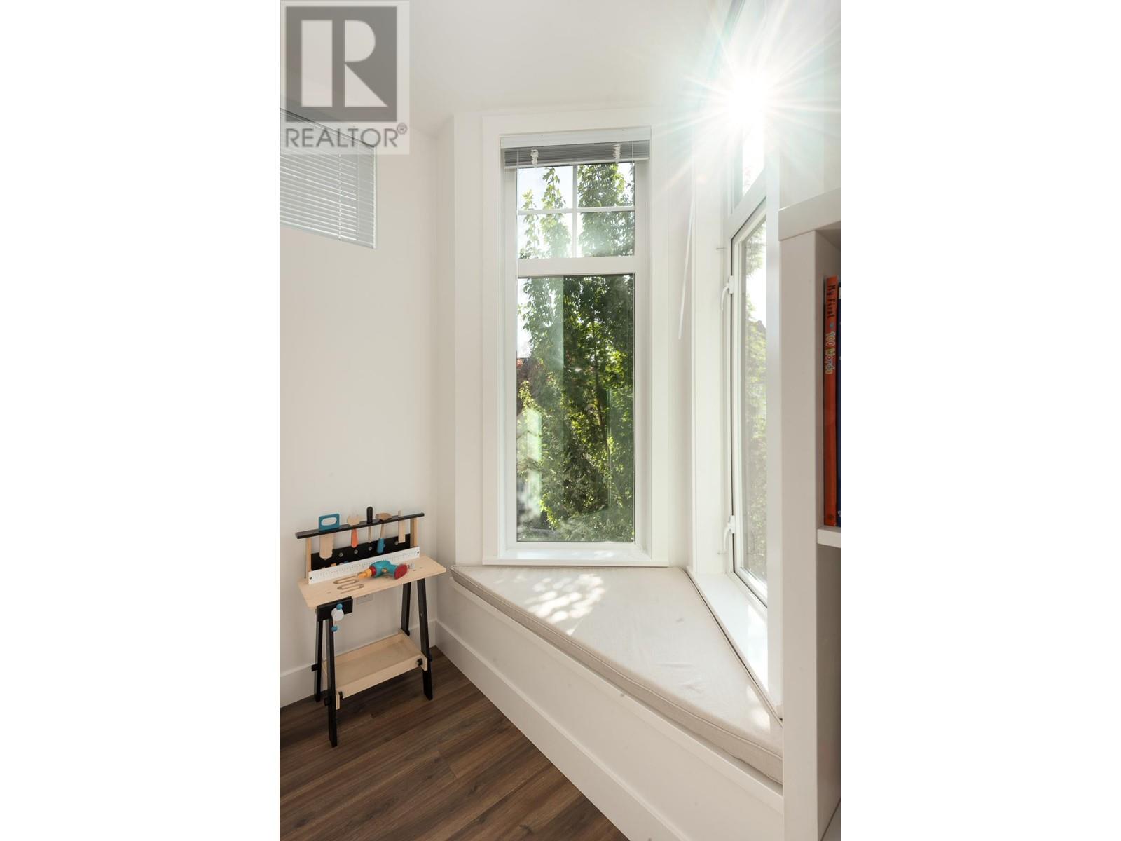 16 1221 Rocklin Street, Coquitlam, British Columbia  V3B 0N7 - Photo 14 - R2821631